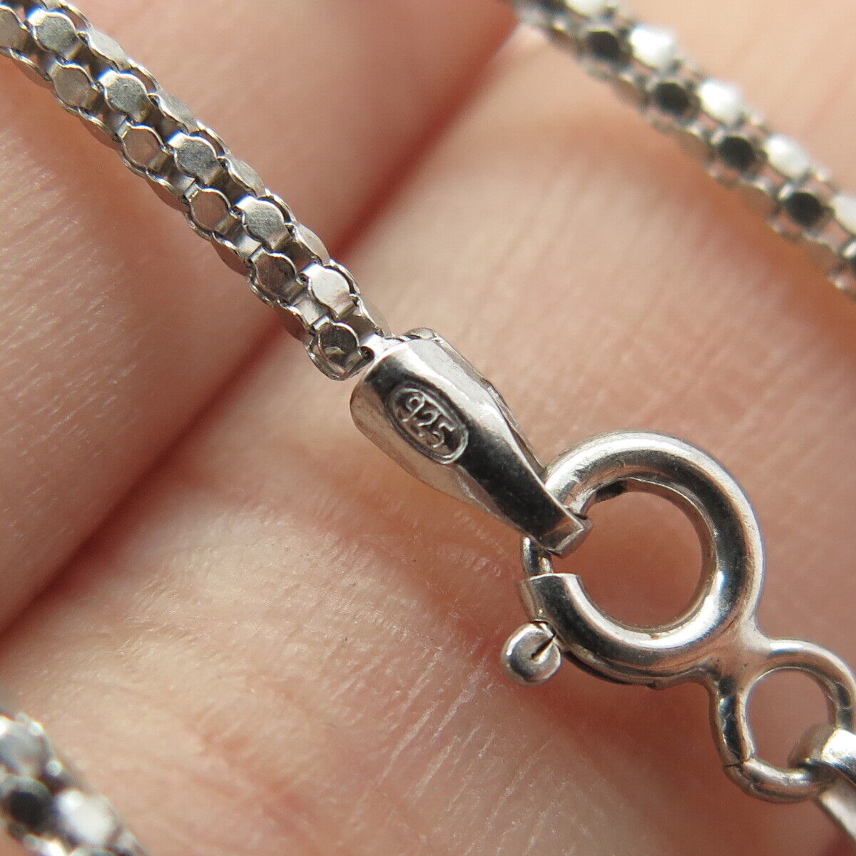 925 Sterling Silver Round-Cut C Z Key Flat Popcorn Chain Necklace 16"