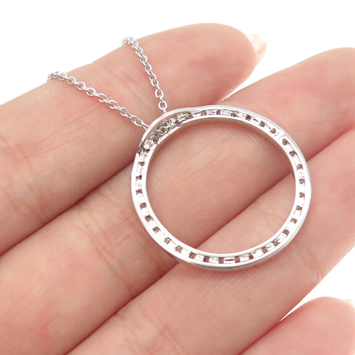 925 Sterling Silver Round-Cut C Z Circle of Life Cable Chain Necklace 18-20"