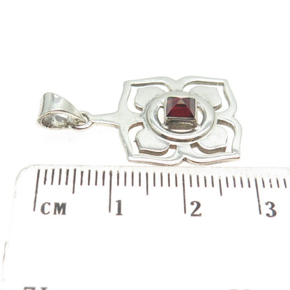 925 Sterling Silver Vintage Real Red Garnet Modernist Flower Pendant