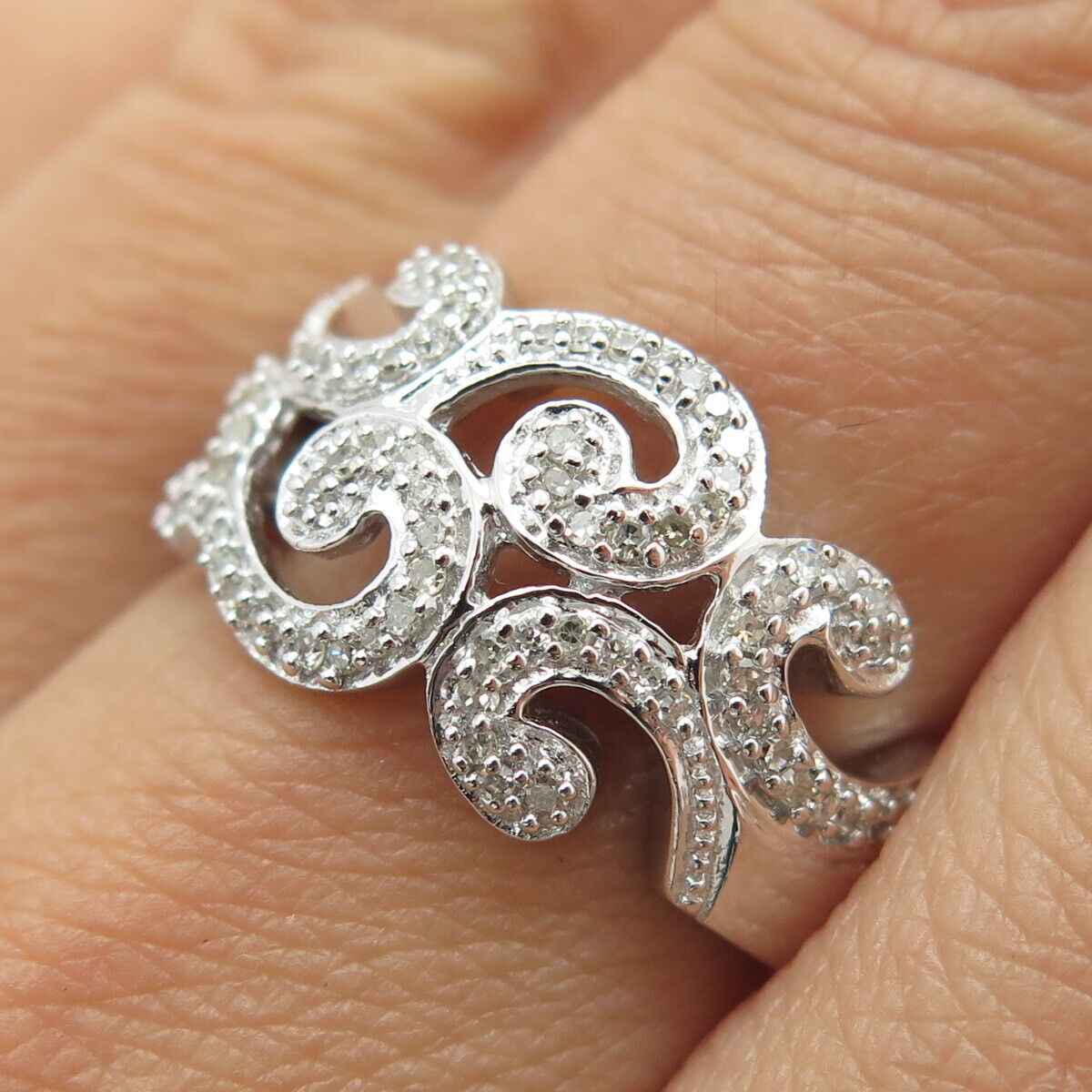 JANE SEYMOUR 925 Sterling Silver Real Round-Cut Diamond Swirl Ring Size 8.25