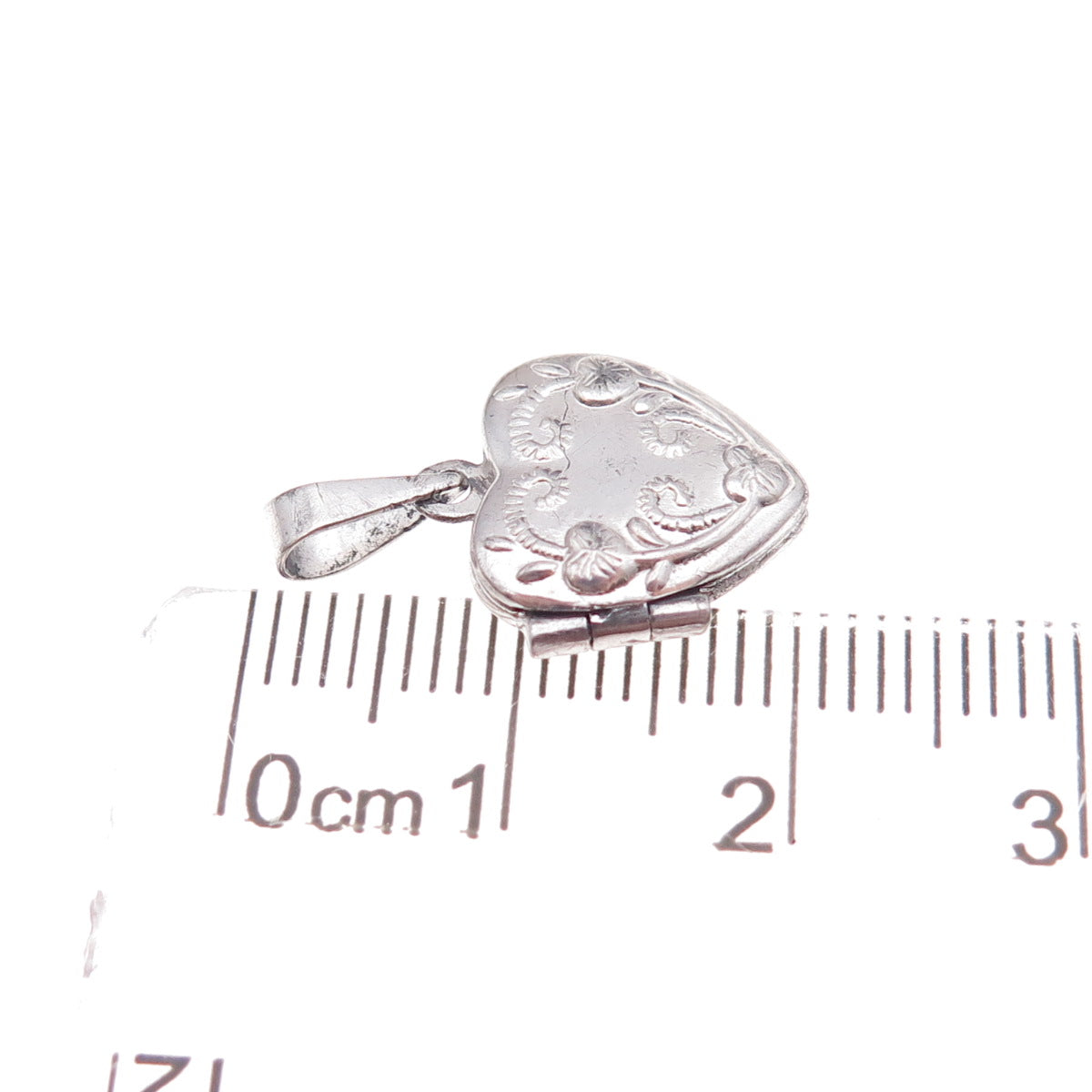 RJ Graziano 925 Sterling Silver Vintage Floral Heart Locket Charm Pendant