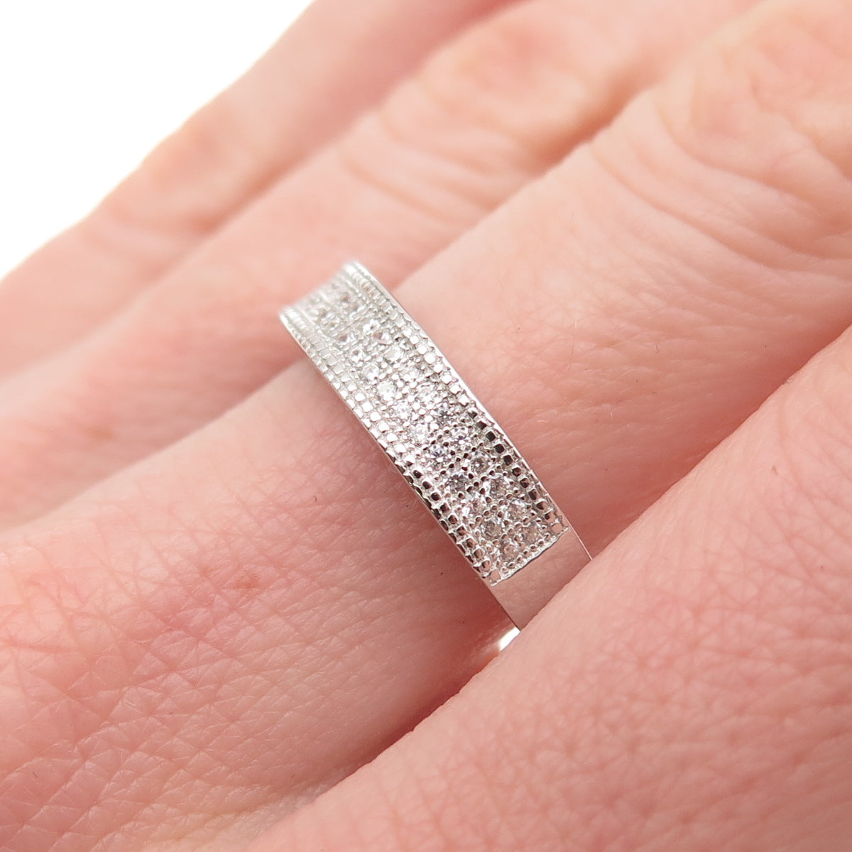 925 Sterling Silver Round-Cut C Z Sparkle Ring Size 9
