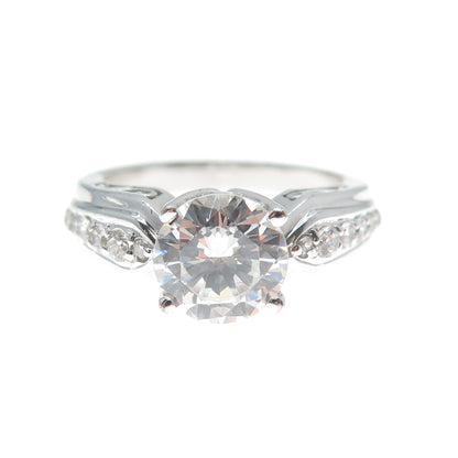 925 Sterling Silver Round-Cut Shaped C Z Engagement Ring Size 7.25
