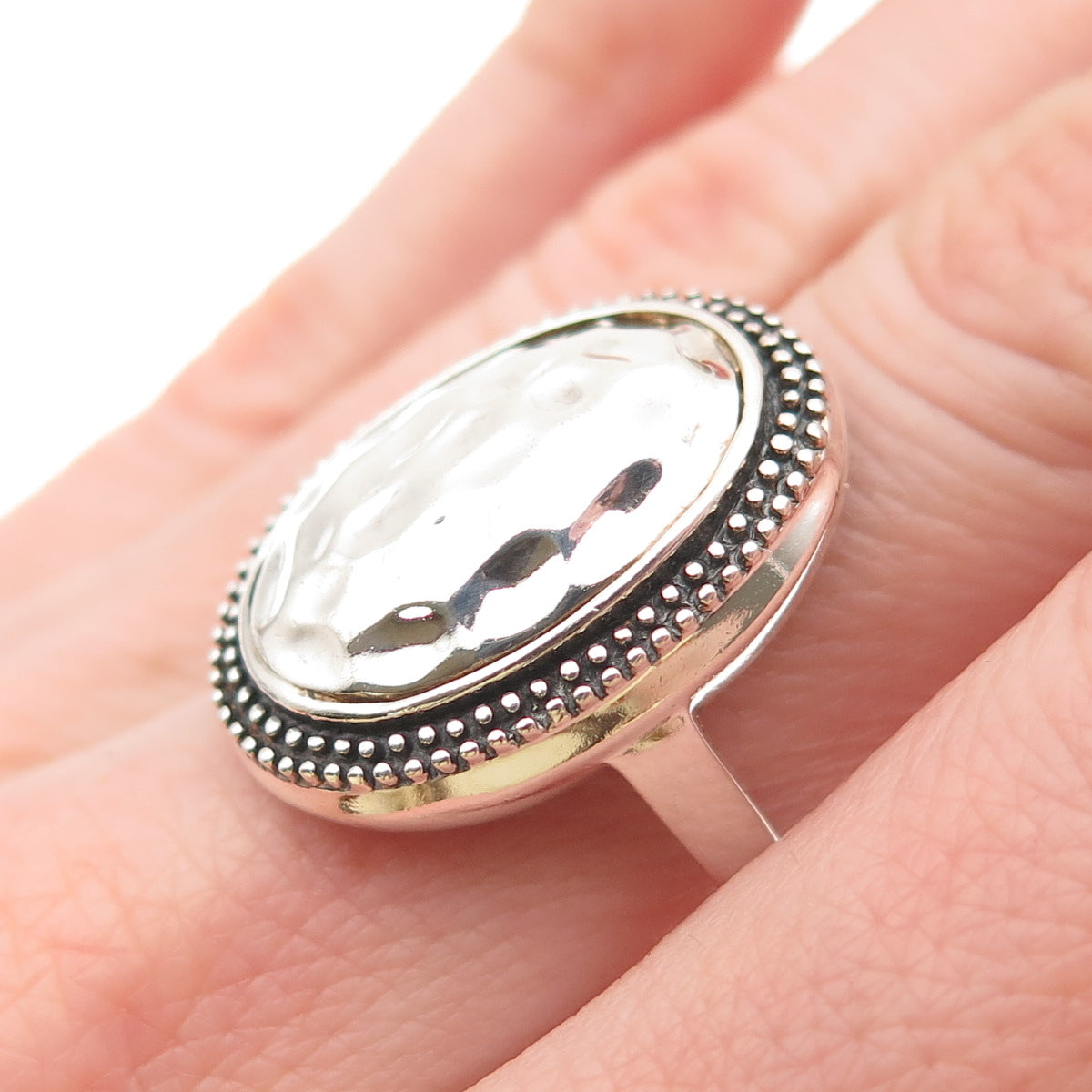 925 Sterling Silver Vintage Modernist Hammered Oxidized Ring Size 8