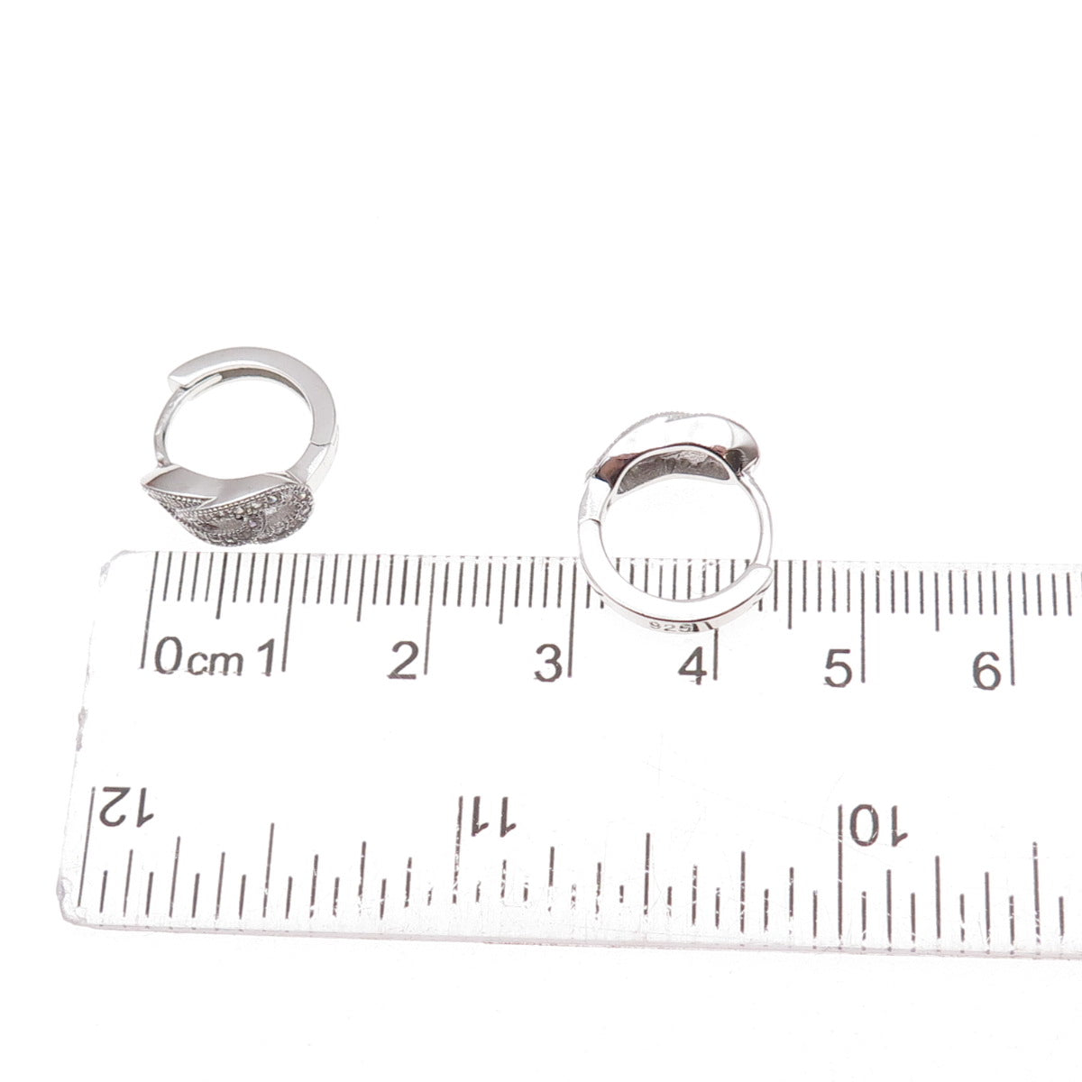 925 Sterling Silver Round-Cut C Z Interlocked Hoop Earrings