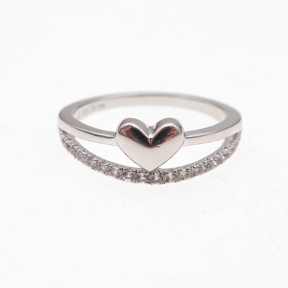 925 Sterling Silver Round-Cut C Z Heart Ring Size 7