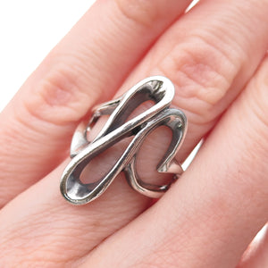 925 Sterling Silver Vintage Modernist Oxidized Ring Size 5.5