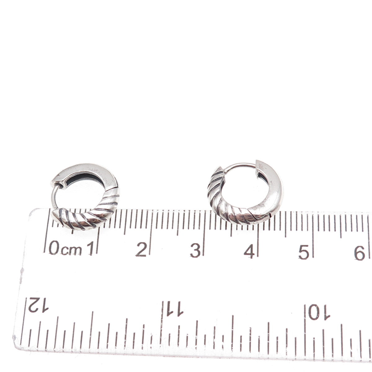 925 Sterling Silver Vintage Ribbed Oxidized Hoop Earrings