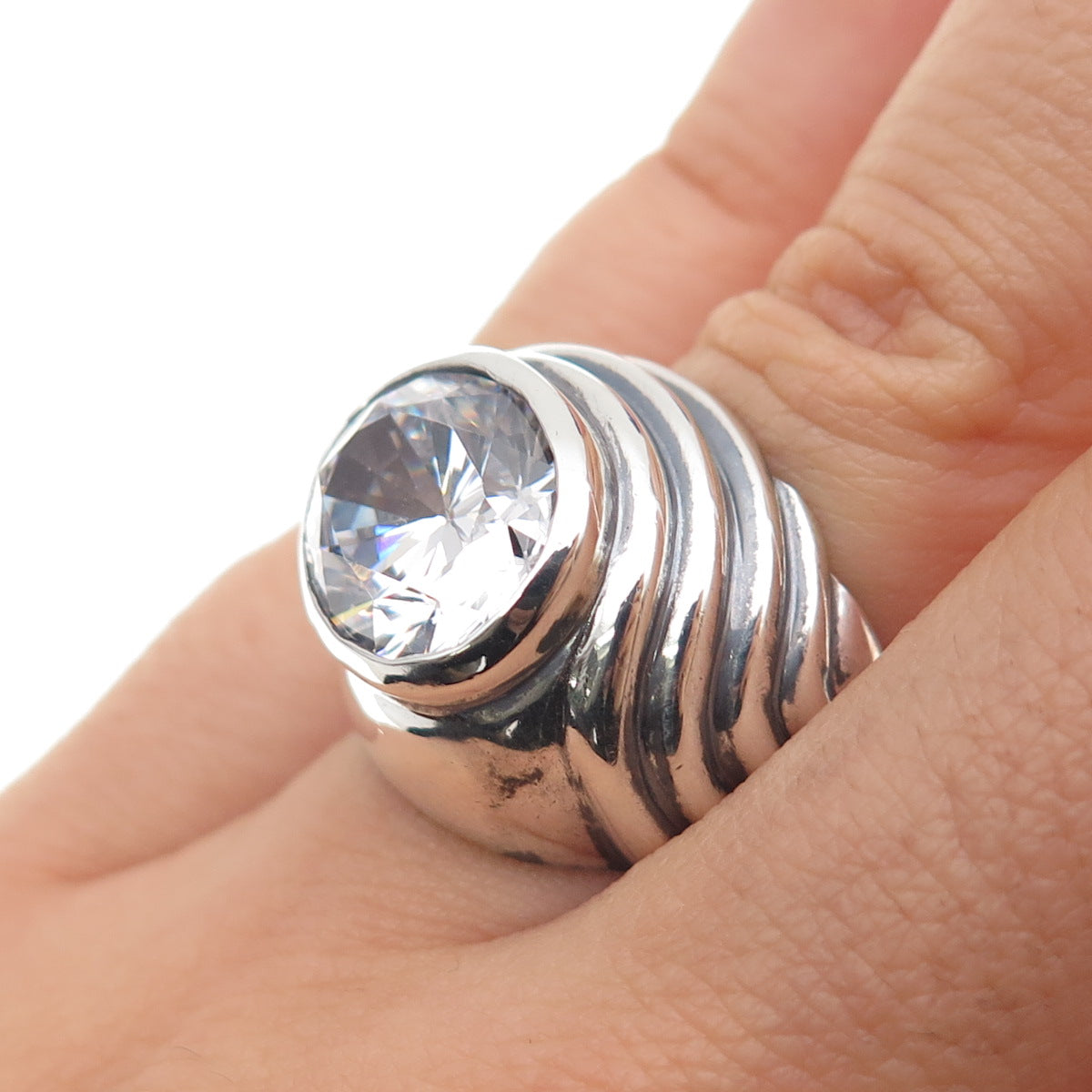 925 Sterling Silver Vintage Oval-Cut C Z Modernist Oxidized Ring Size 6