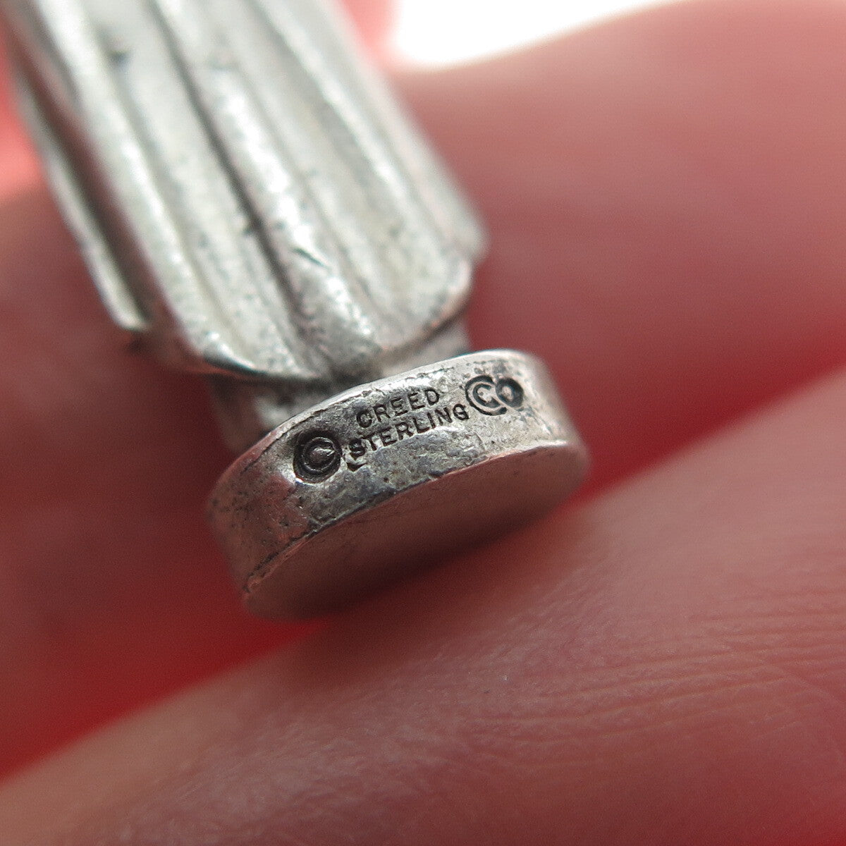 CREED 925 Sterling Silver Vintage St. Wilfred Minimalist 3D Charm Pendant