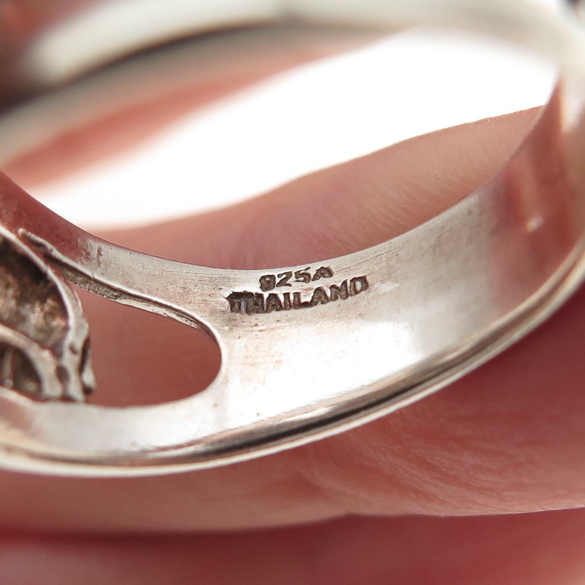 925 Sterling Silver Vintage Elephant Family Oxidized Ring Size 9.75