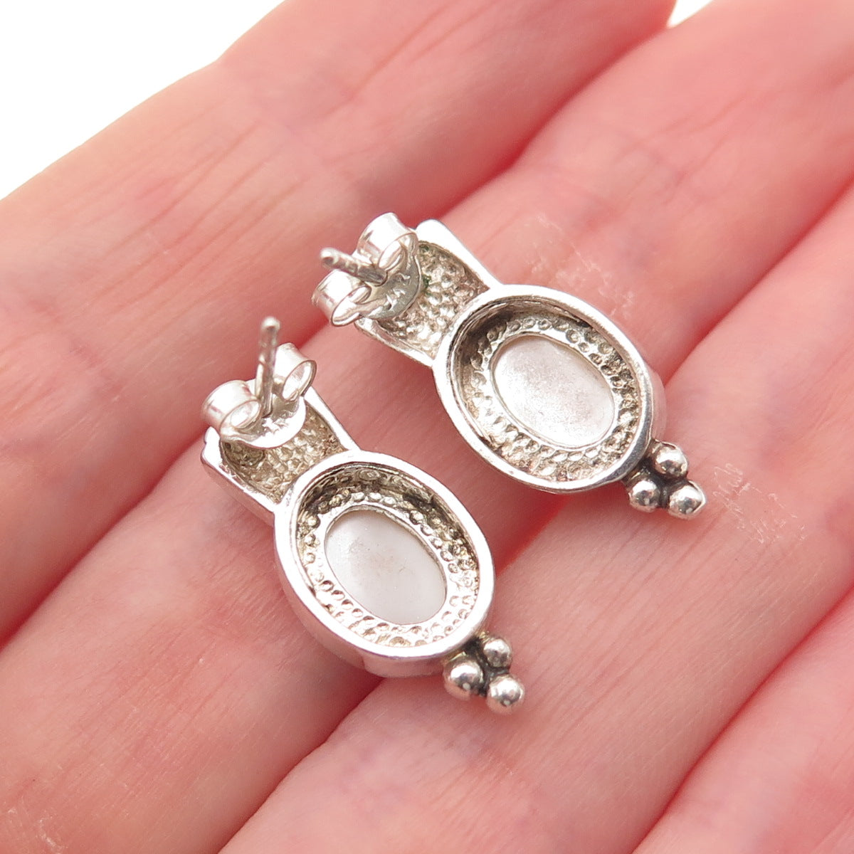 925 Sterling Silver Vintage Real MOP Modernist Beaded Oxidized Earrings