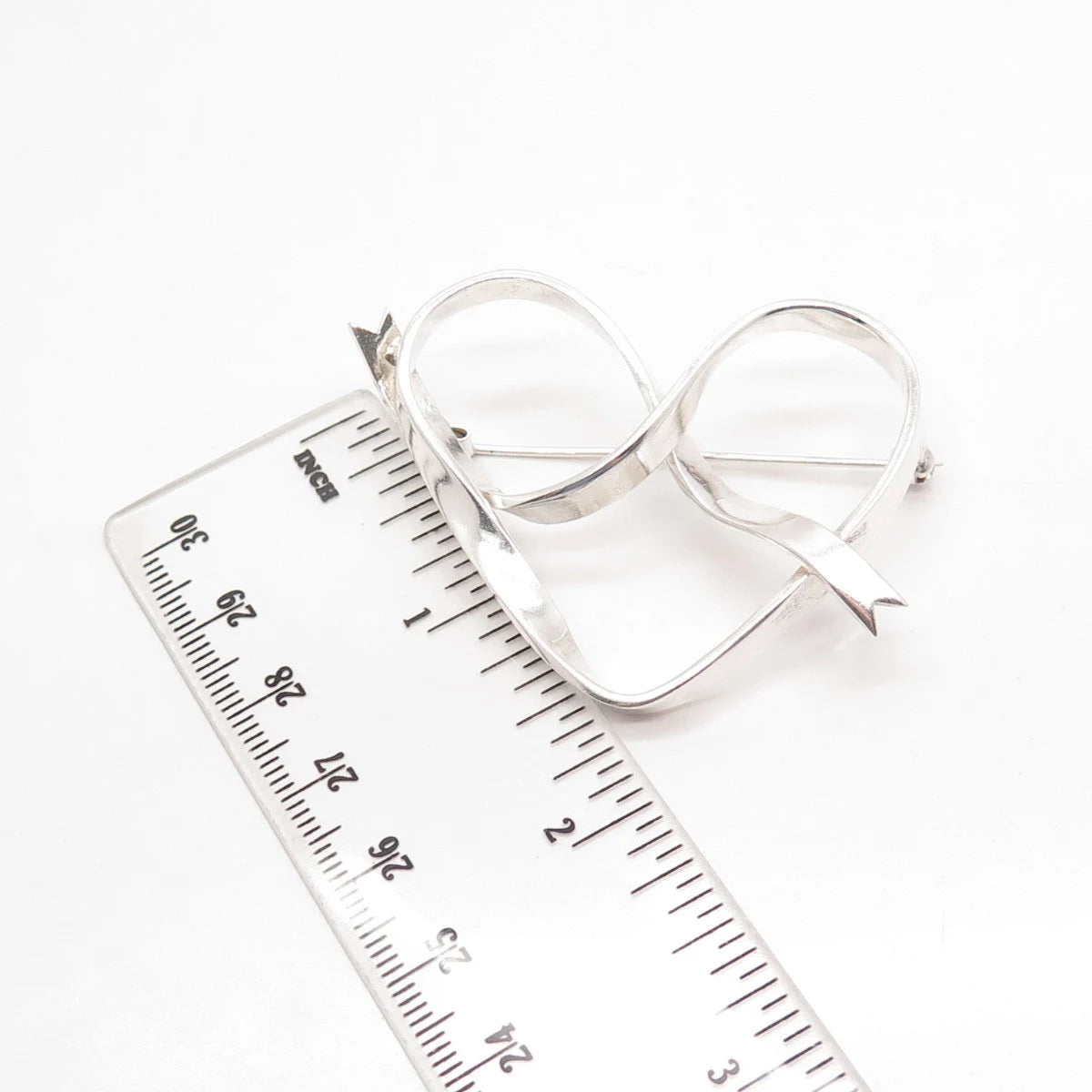 925 Sterling Silver Vintage Open Heart Ribbon Pin Brooch