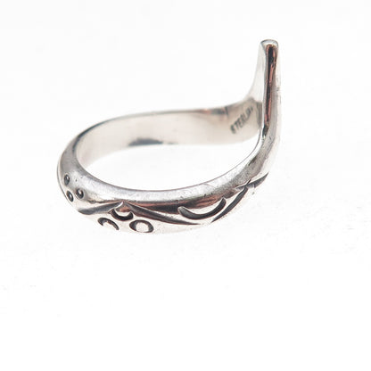 925 Sterling Silver Vintage Modernist V-Shape Oxidized Ring Size 6.5