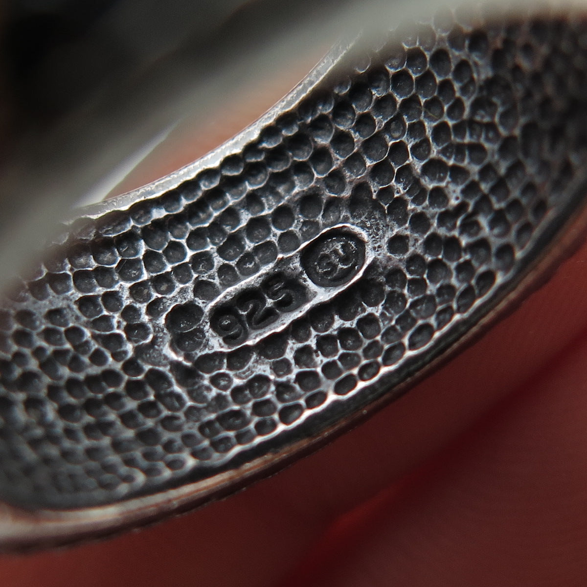 925 Sterling Silver Vintage Modernist Mesh Band Oxidized Ring Size 8.25