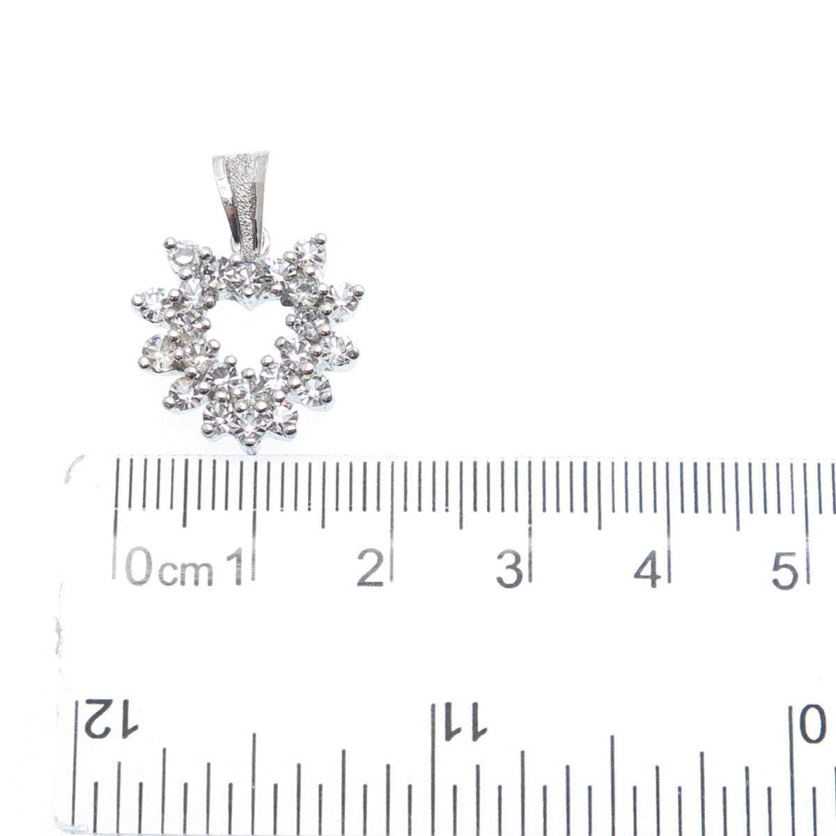 925 Sterling Silver Round-Cut C Z Heart Minimalist Charm Pendant