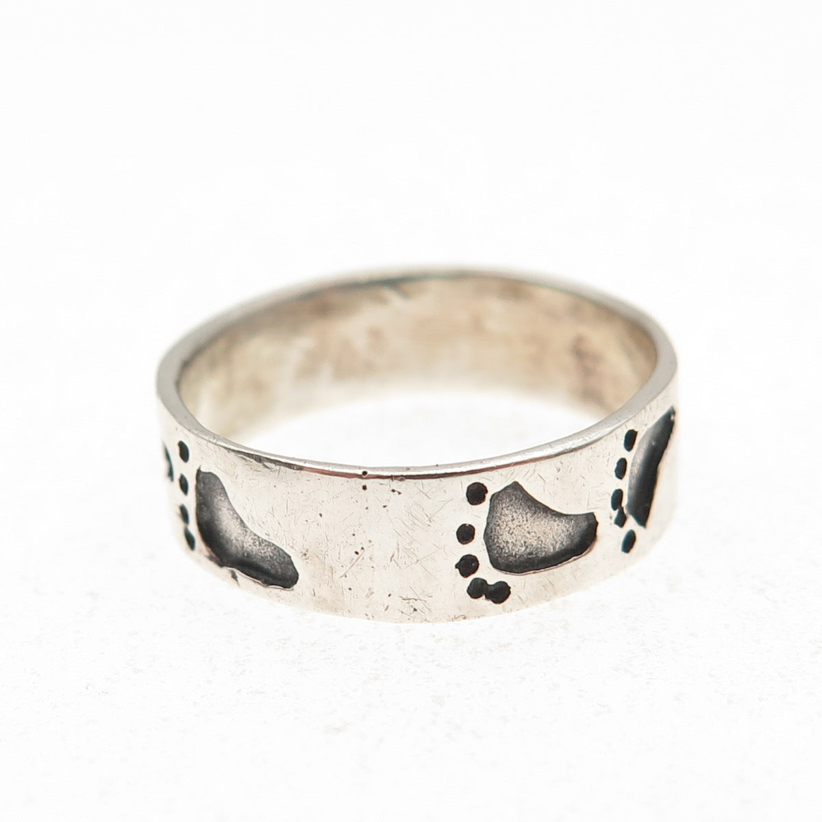 925 Sterling Silver Vintage Footprint Oxidized Band Ring Size 6.5