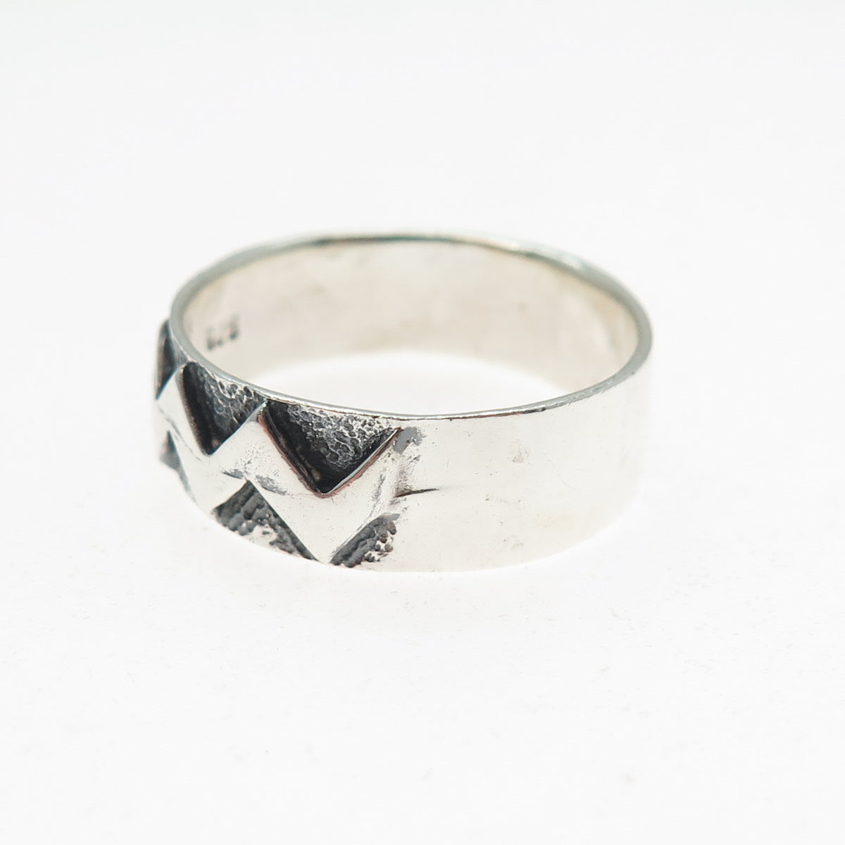925 Sterling Silver Vintage Modernist Zig Zag Oxidized Band Ring Size 9.5