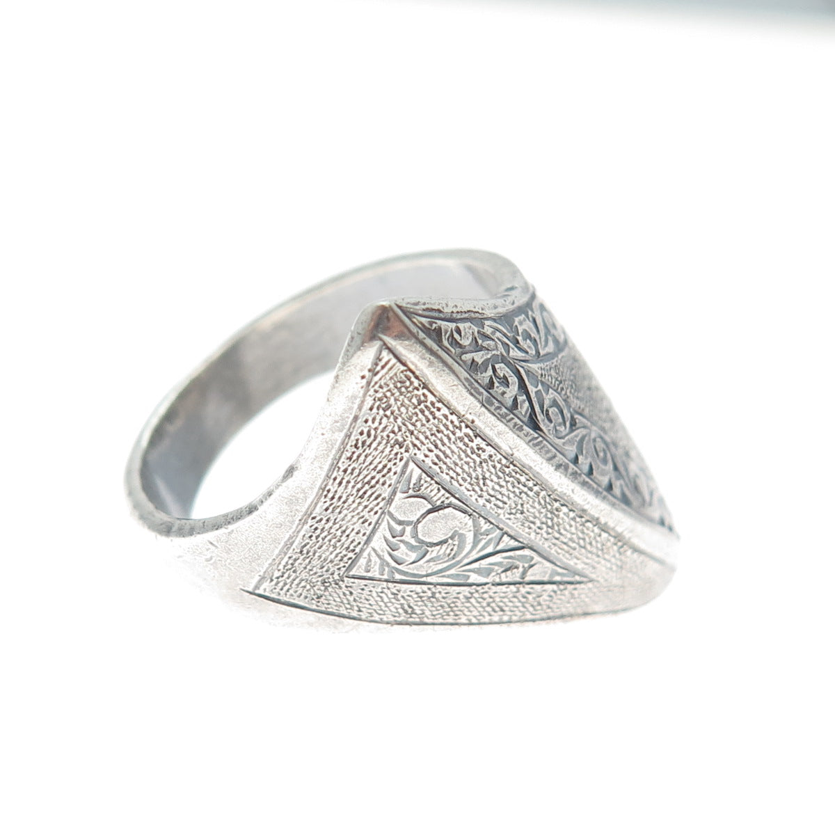 925 Sterling Silver Vintage JG Siam Engraved Modernist Oxidized Ring Size 8.25