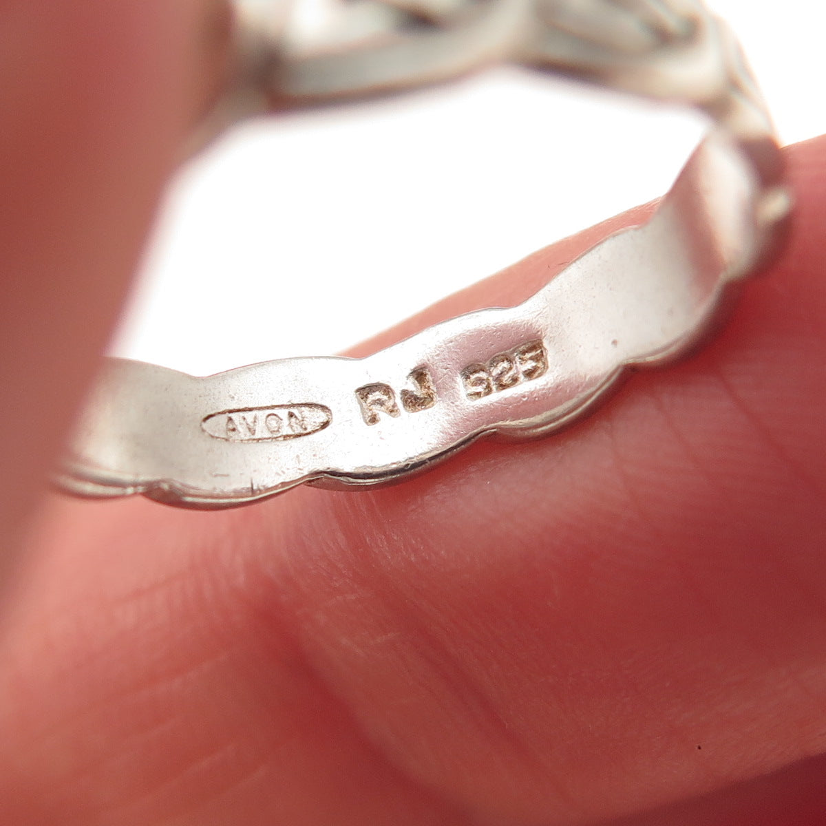 Avon & RJ Graziano 925 Sterling Silver Vintage Celtic Knot Band Ring Size 6.25