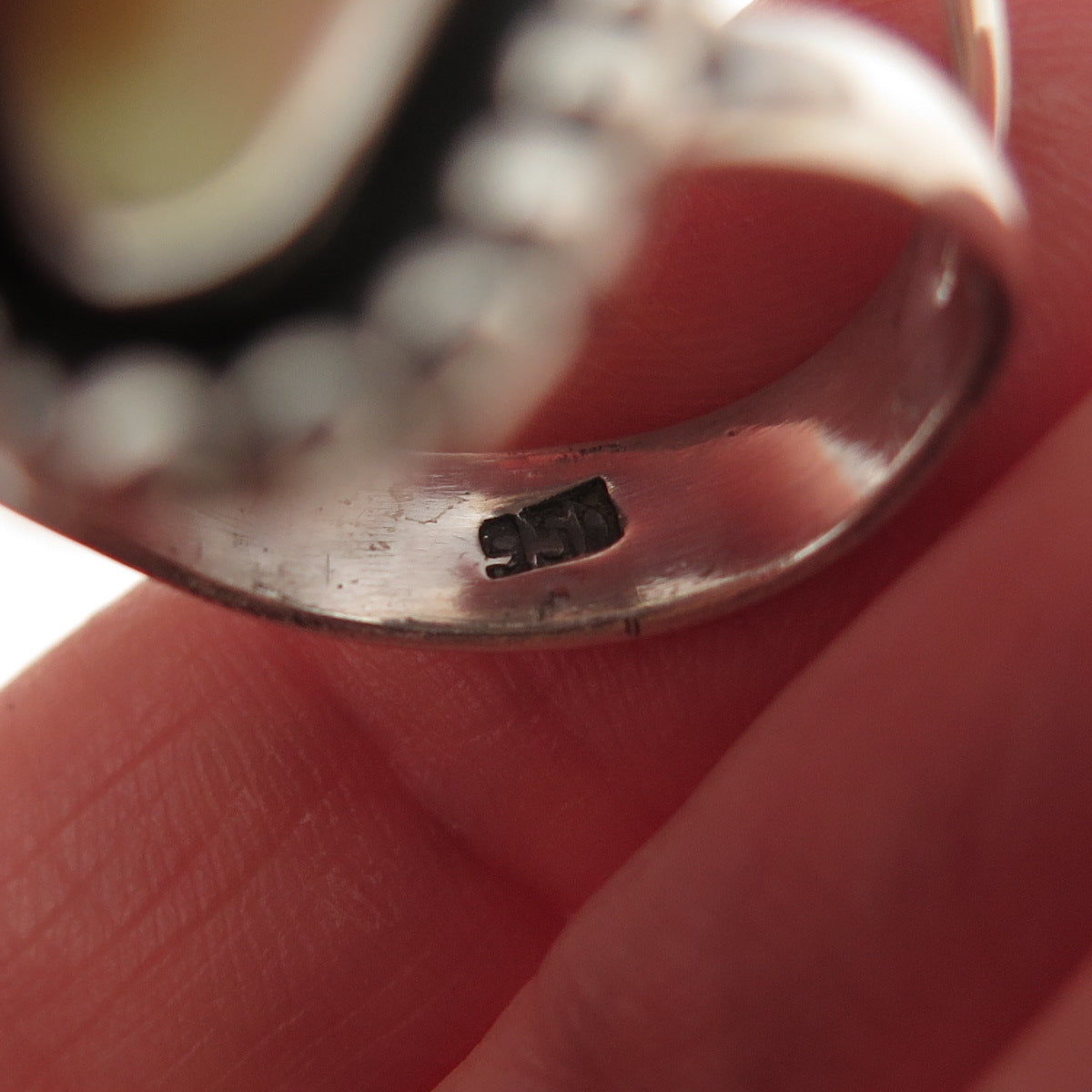 950 Silver Vintage Real MOP Beaded Oxidized Ring Size 8