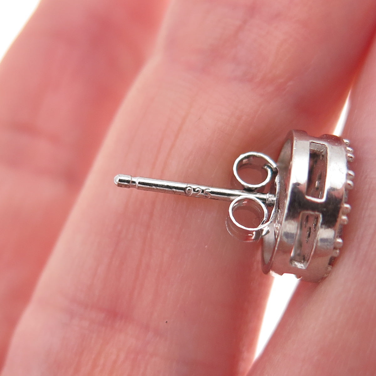 925 Sterling Silver Round-Cut C Z Stud Earrings