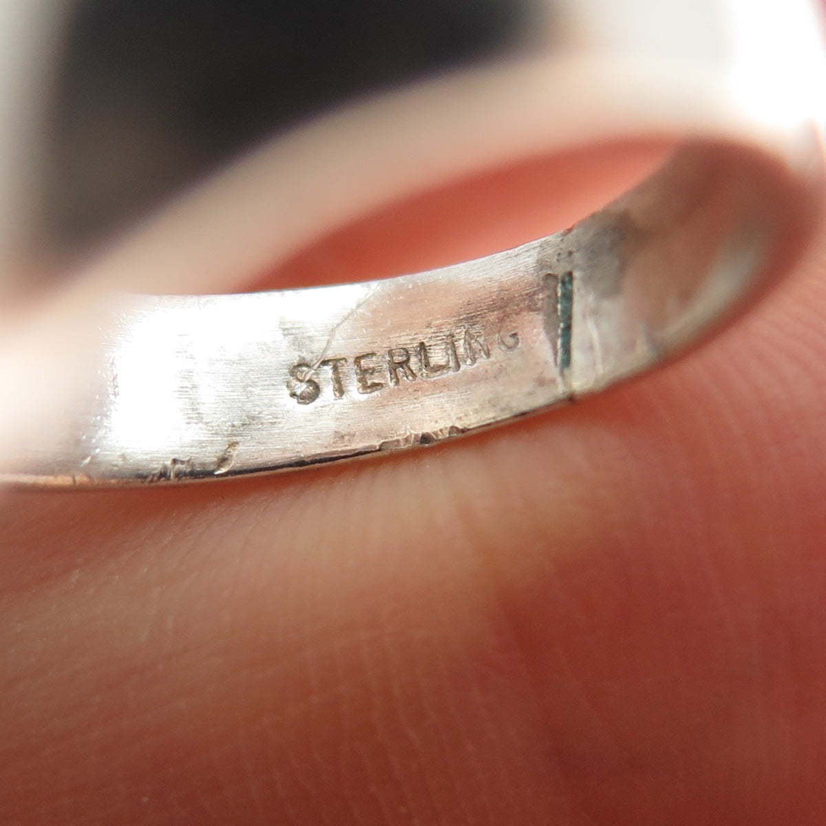 925 Sterling Silver Vintage Real Carnelian Modernist Oxidized Ring Size 6.5