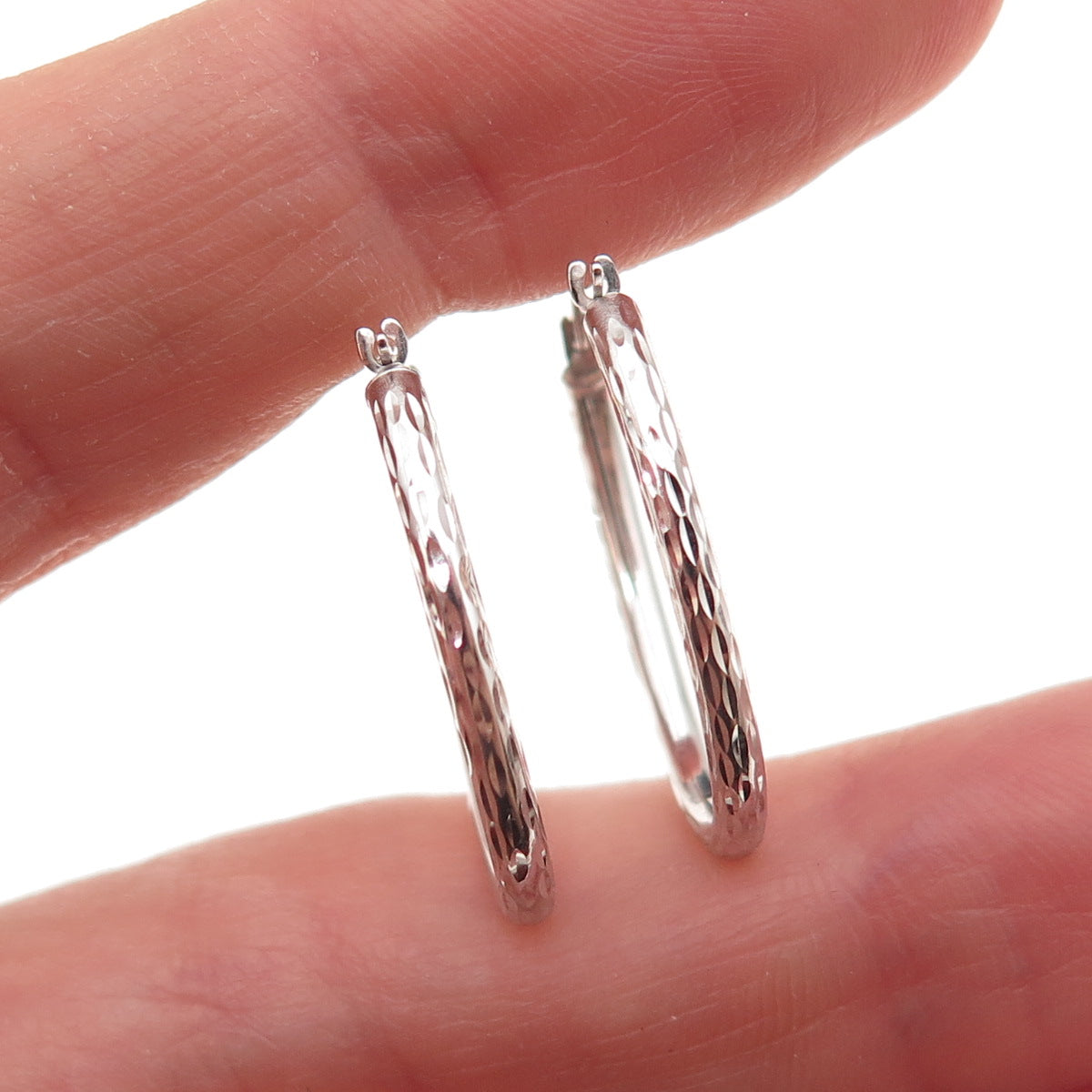 14K White Gold Vintage Israel Oval Hoop Earrings