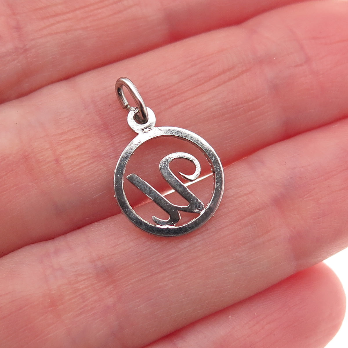 925 Sterling Silver Vintage Diamond-Cut Letter U Initial Mini Charm Pendant