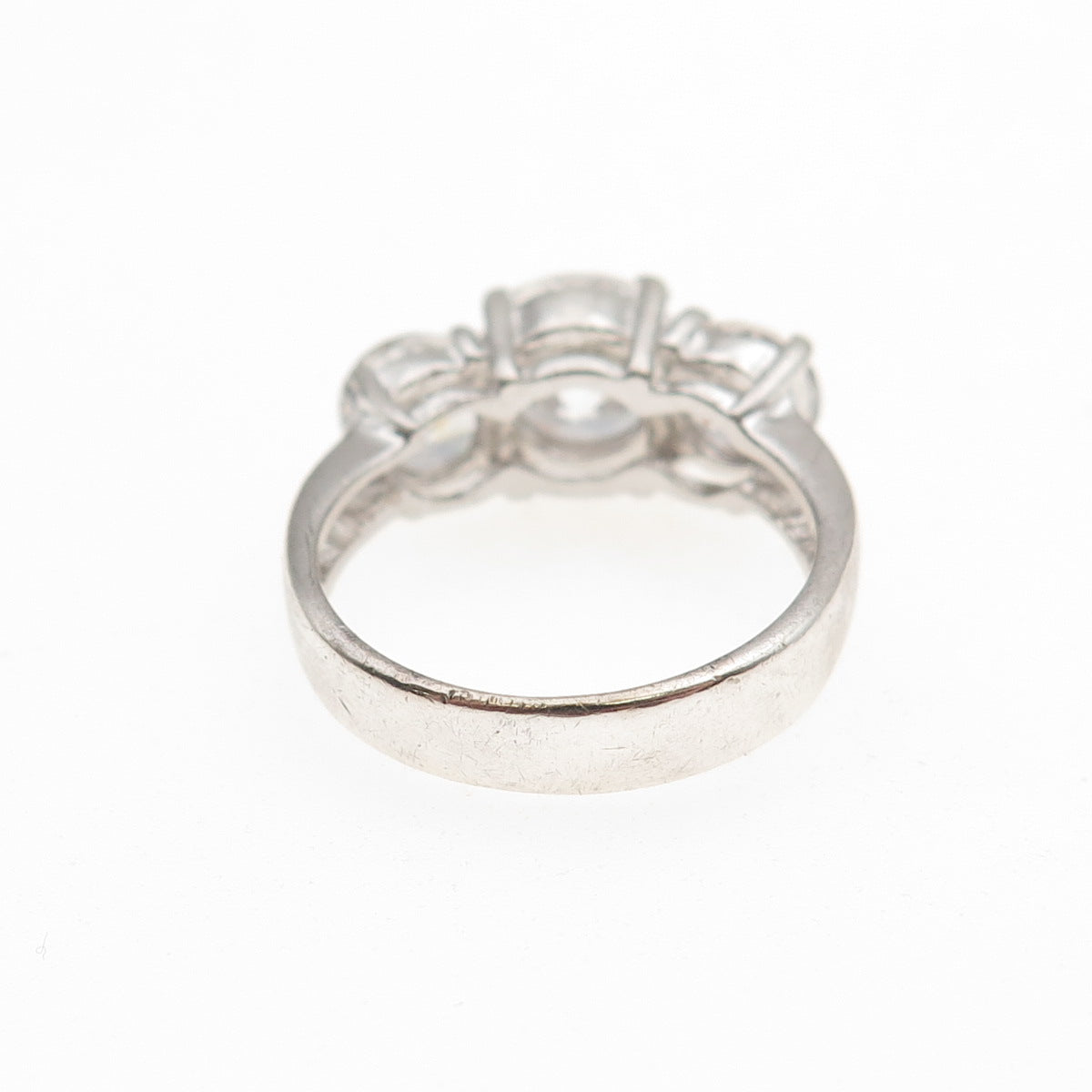 925 Sterling Silver Round-Cut C Z Engagement Ring Size 6.25