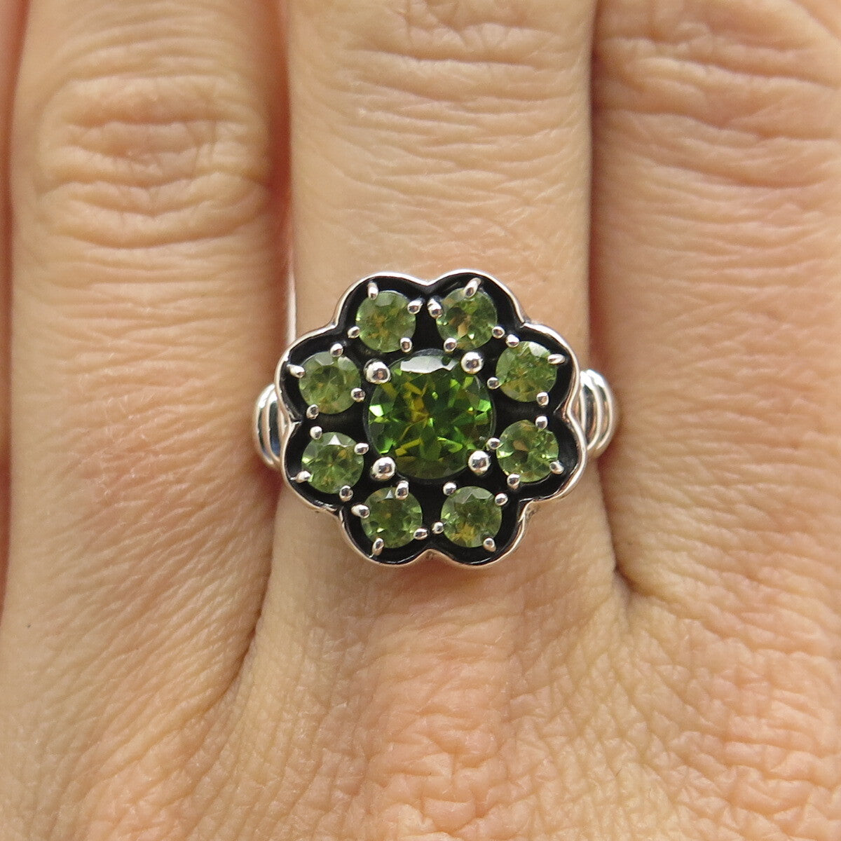 925 Sterling Silver Real Round-Cut Peridot Flower Ring Size 7.75