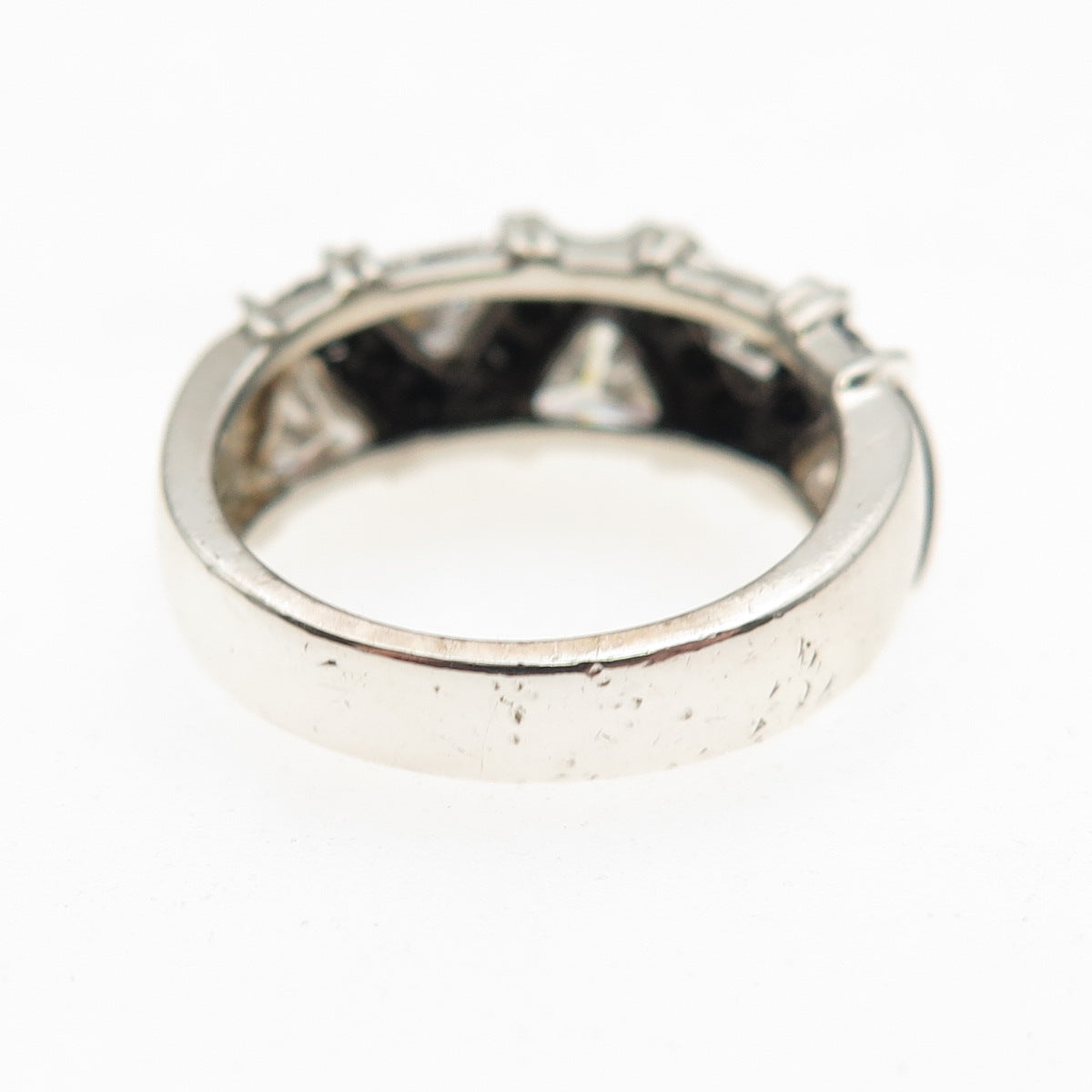 925 Sterling Silver Round-Cut Black & White C Z Zig Zag Ring Size 5