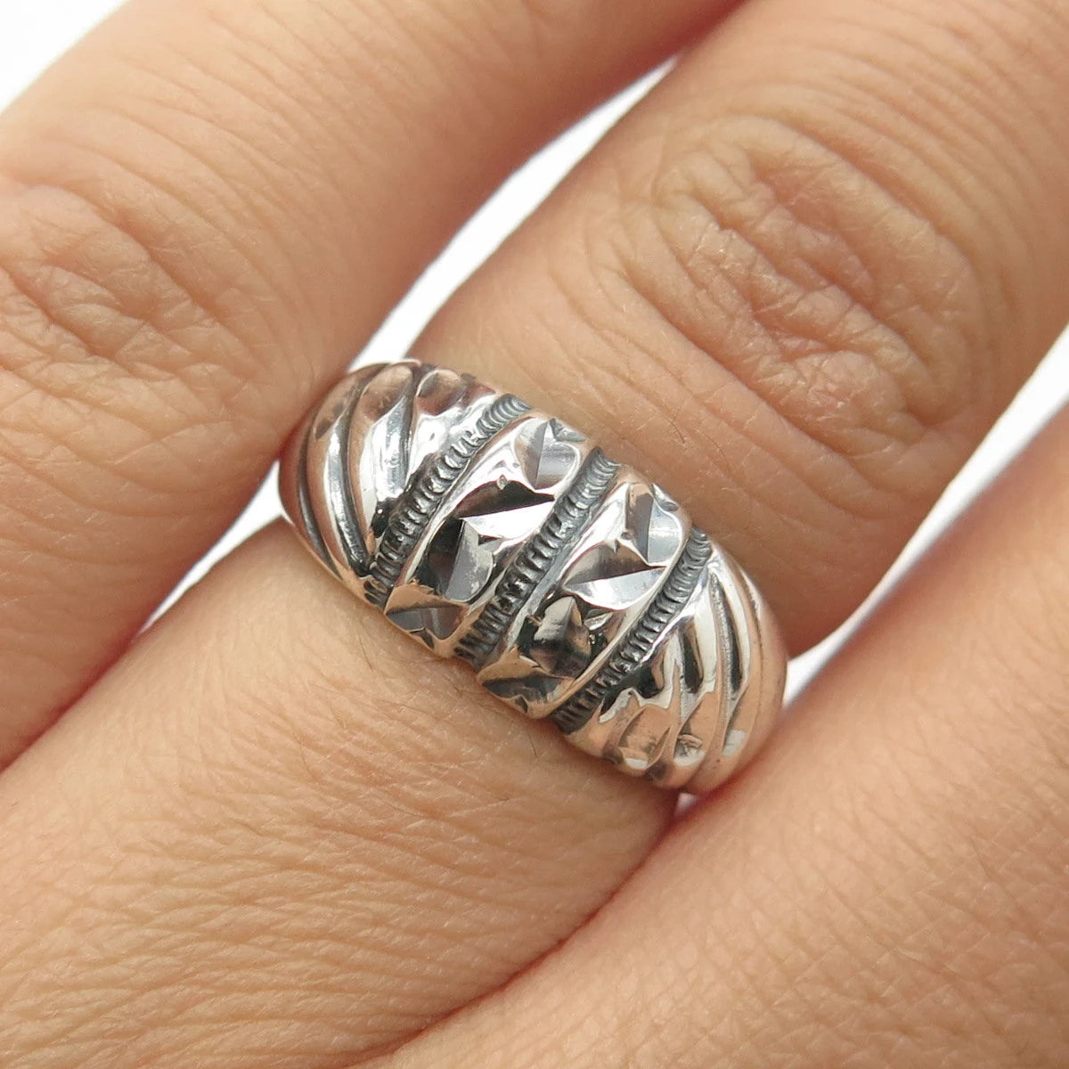 925 Sterling Silver Vintage Twisted Puffy Ring Size 5.75