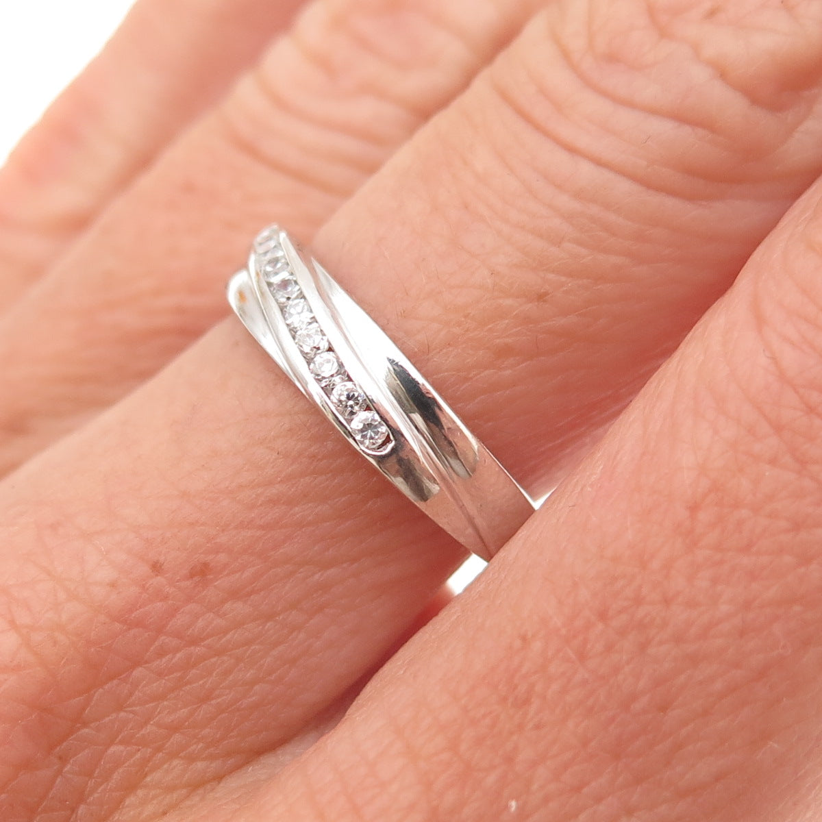 Pagoda 925 Sterling Silver Vintage Round-Cut C Z Band Ring Size 7