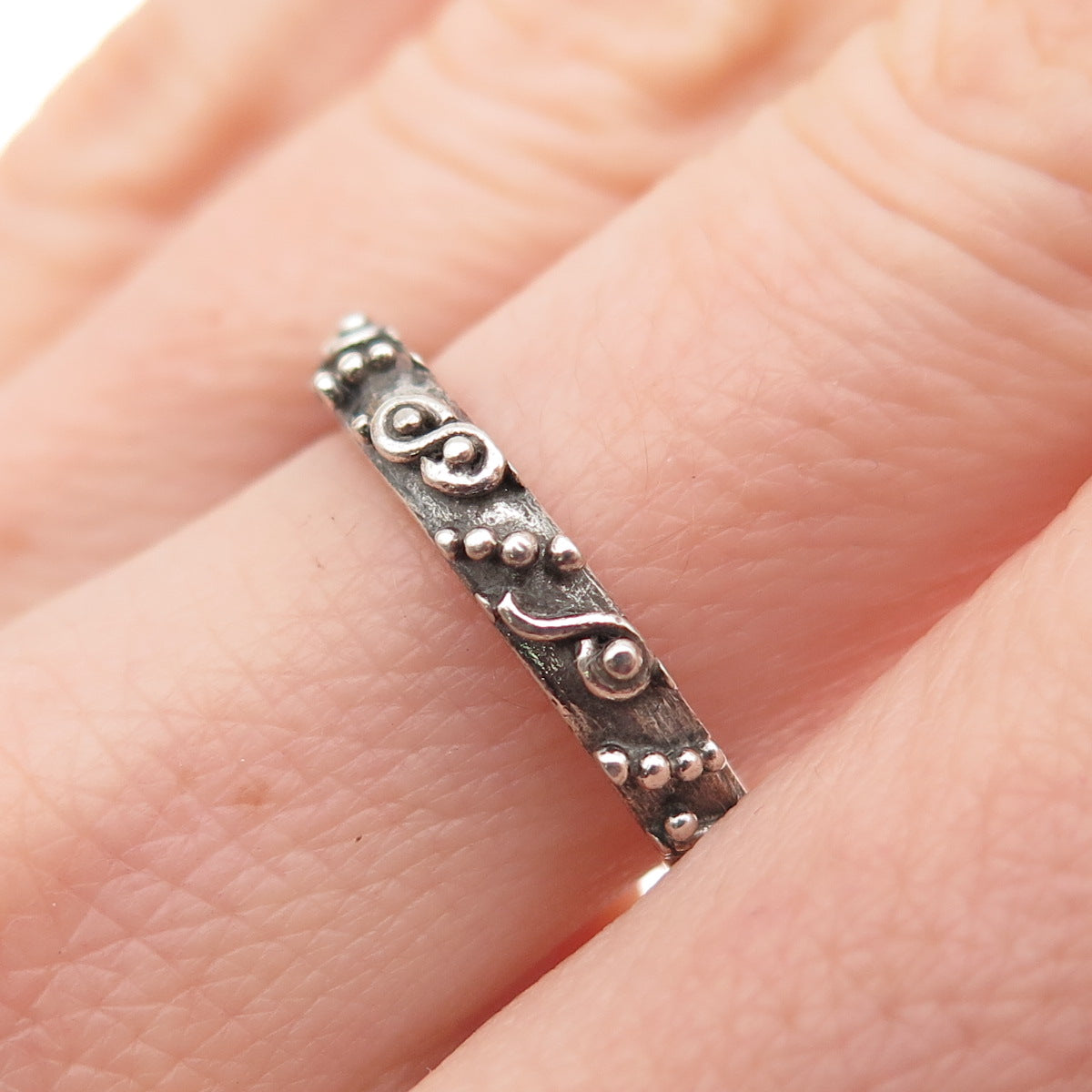 925 Sterling Silver Vintage Granulated Oxidized Band Ring Size 7