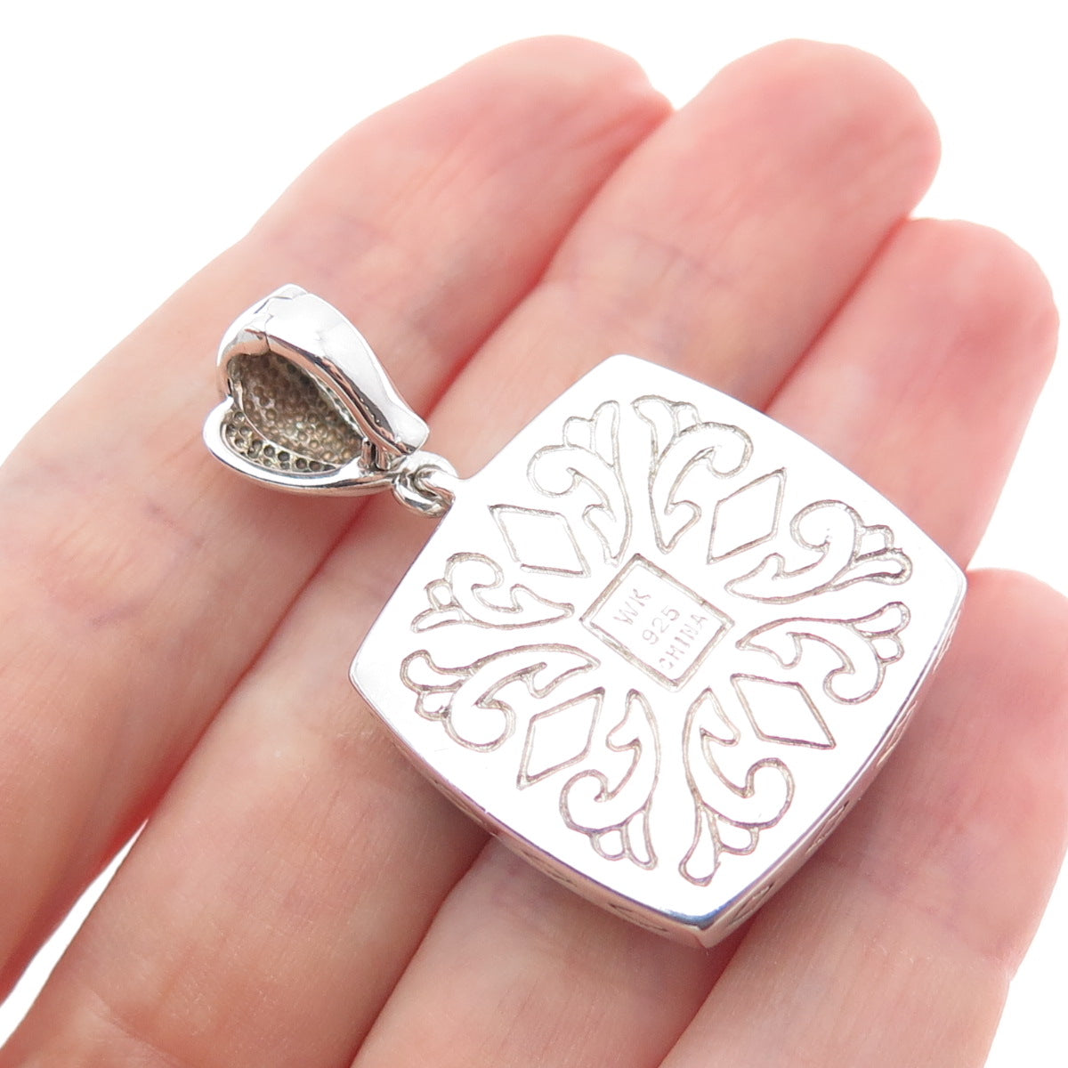 WHITNEY KELLY 925 Sterling Silver Vintage Real MOP & Black Onyx Charm Pendant