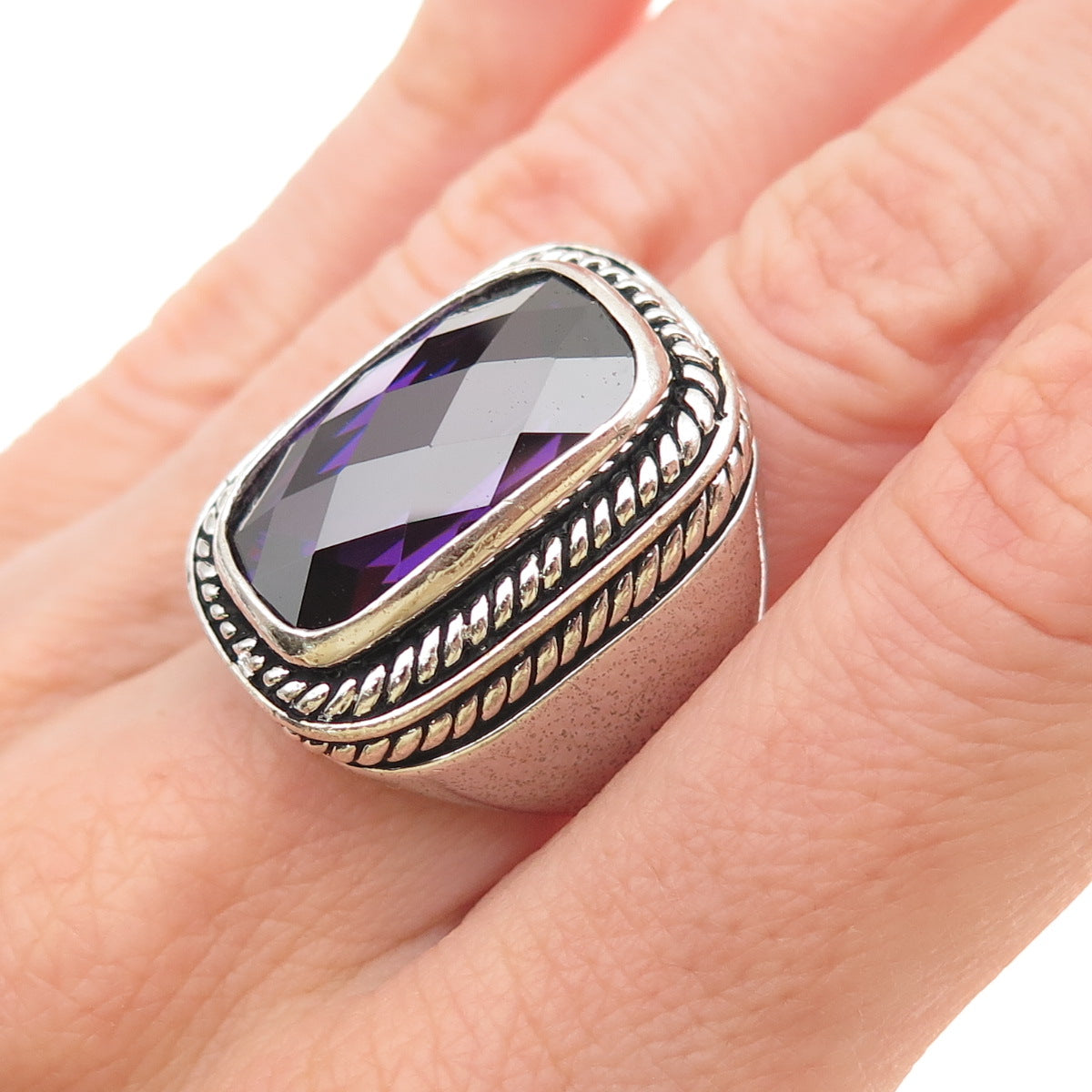 925 Sterling Silver Vintage Purple C Z Statement Oxidized Ring Size 6.5