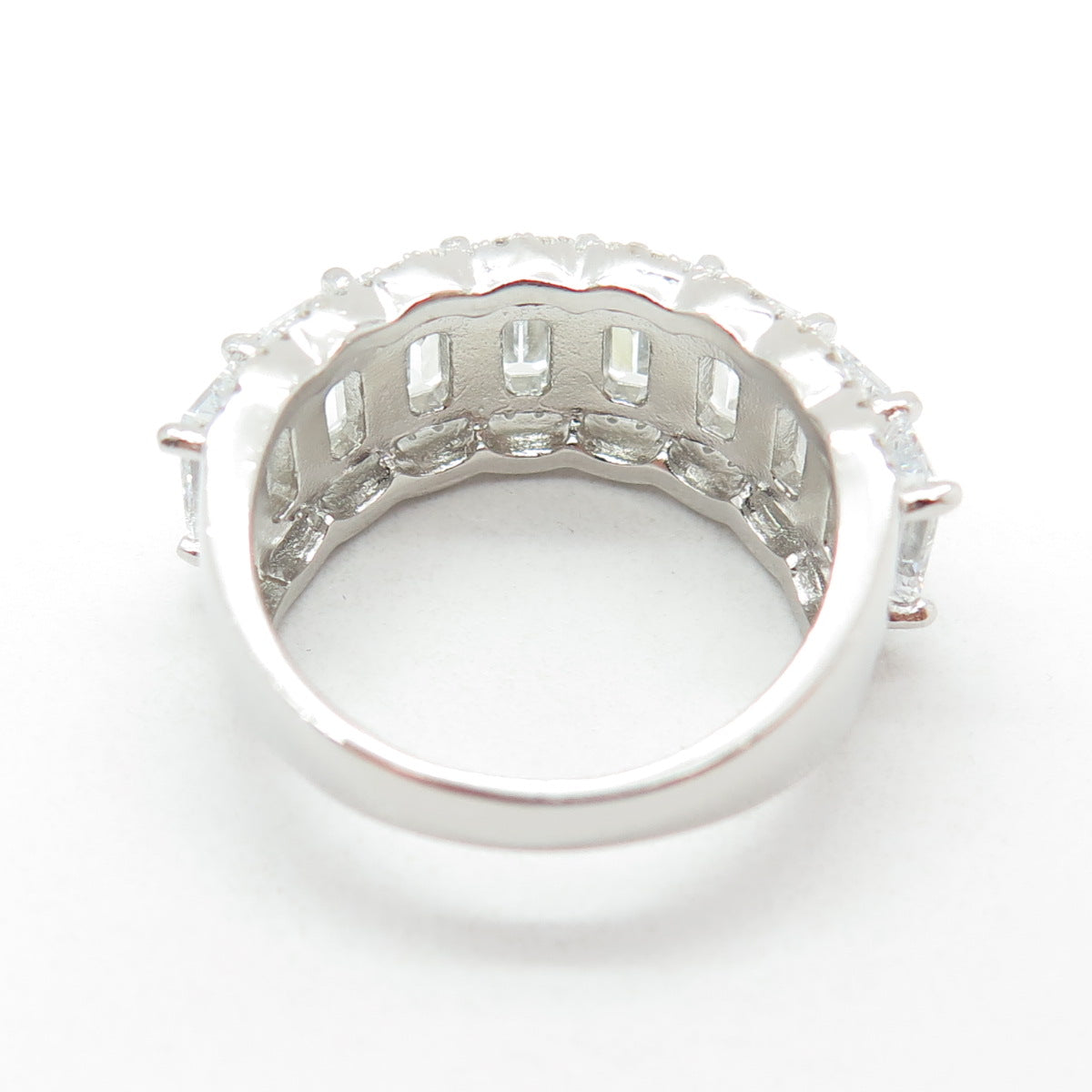 925 Sterling Silver Emerald & Round-Cut C Z Promise Ring Size 7