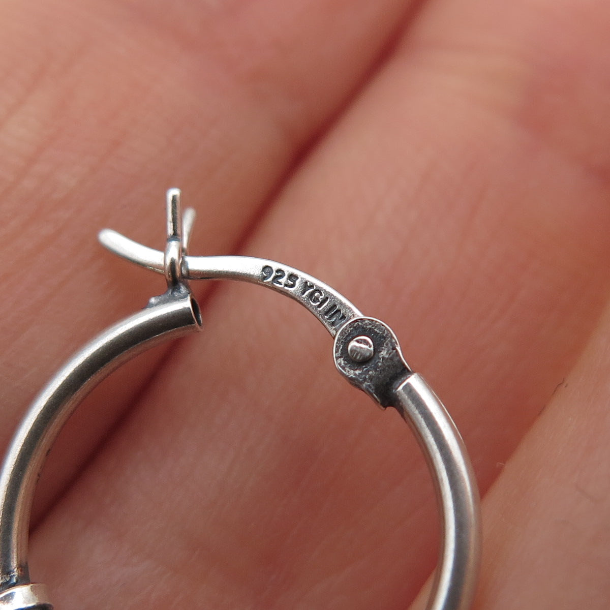 925 Sterling Silver Zig Zag Hoop Earrings