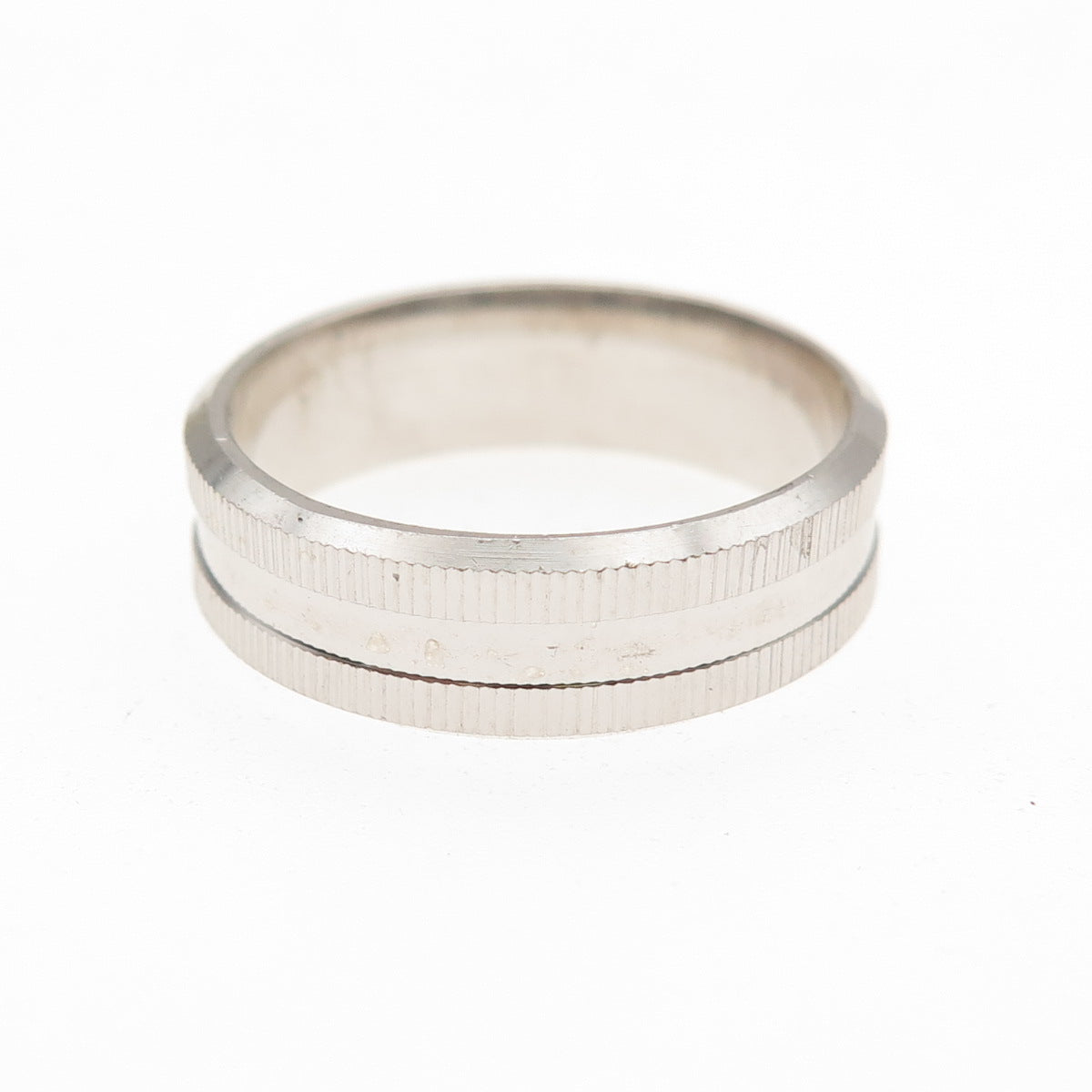 925 Sterling Silver Ribbed Band Ring Size 8