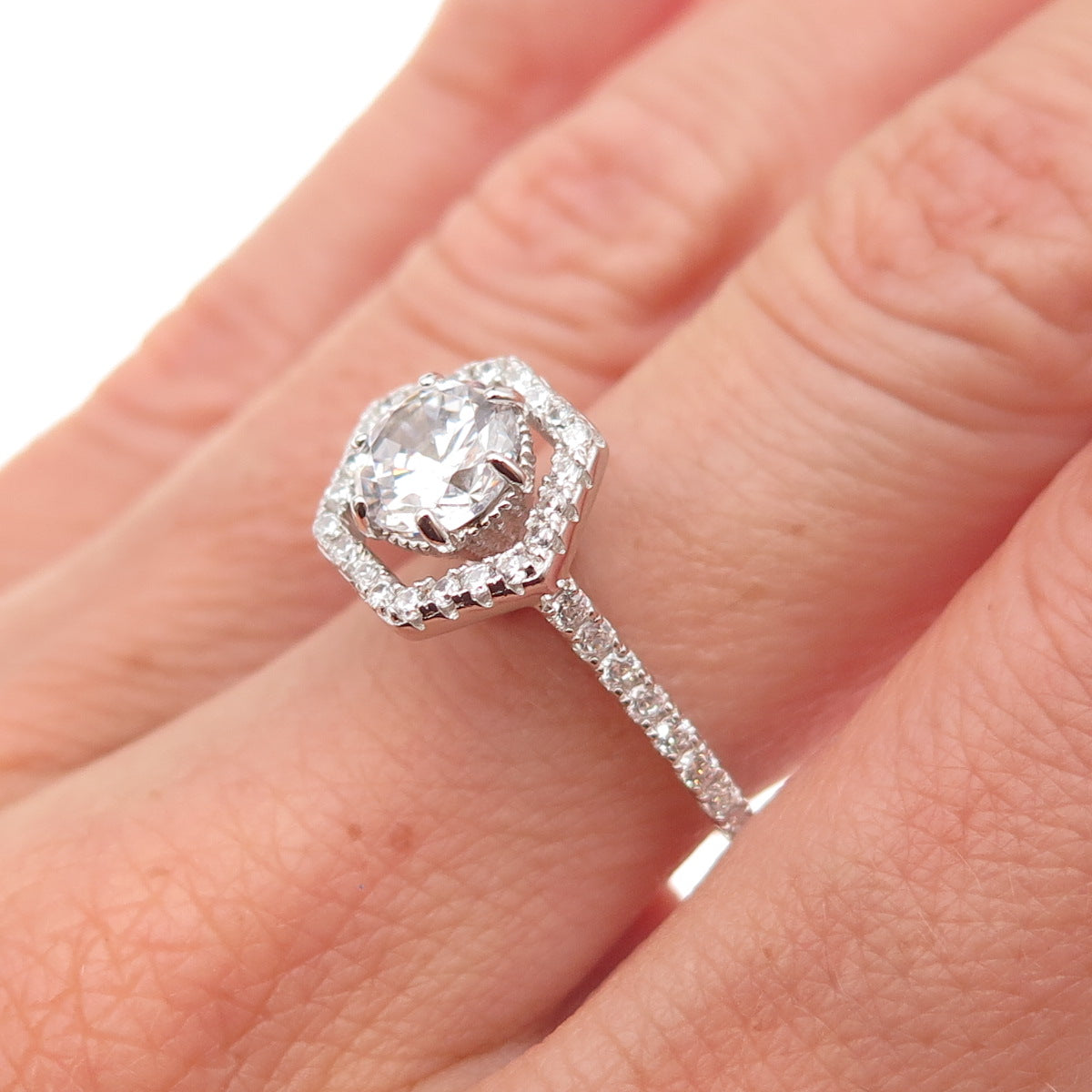 925 Sterling Silver Round-Cut C Z Engagement Size 6.25
