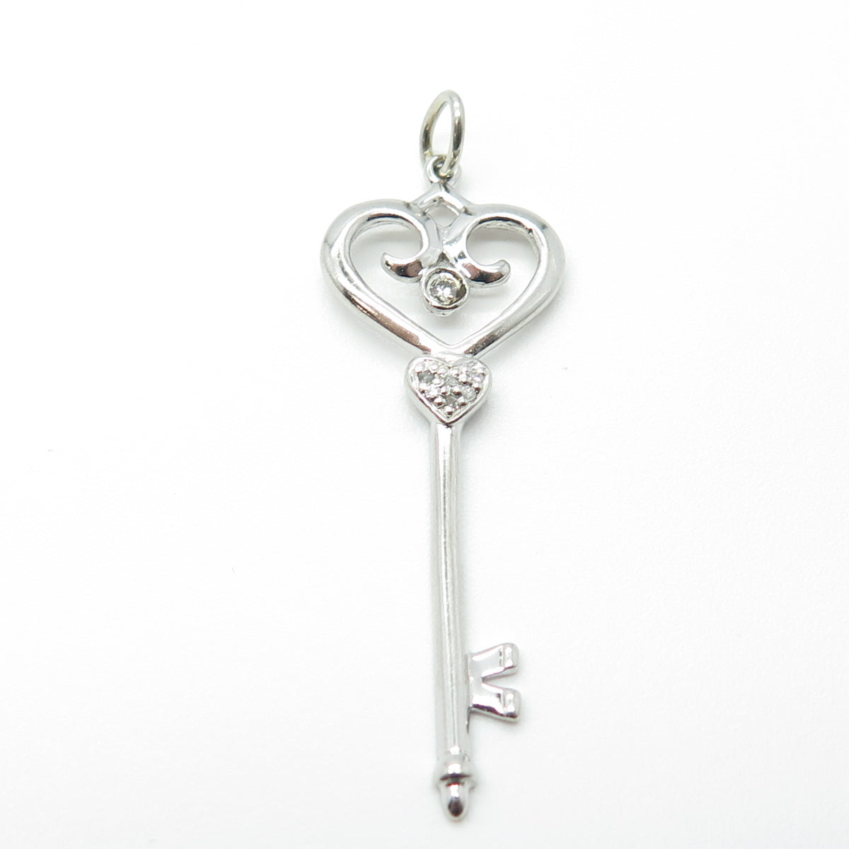 925 Sterling Silver Real Round-Cut White Diamond Heart Key Pendant