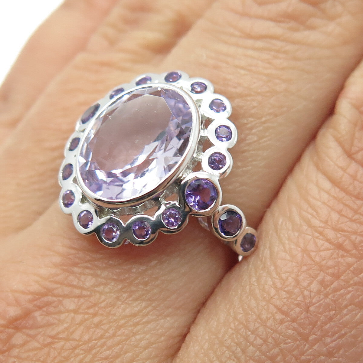 DSMK 925 Sterling Silver Oval & Round-Cut Amethyst Gemstone Ring Size 7.25