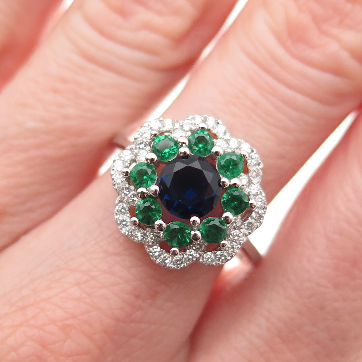 925 Sterling Silver Round-Cut Blue Green & White C Z Floral Ring Size 7.75