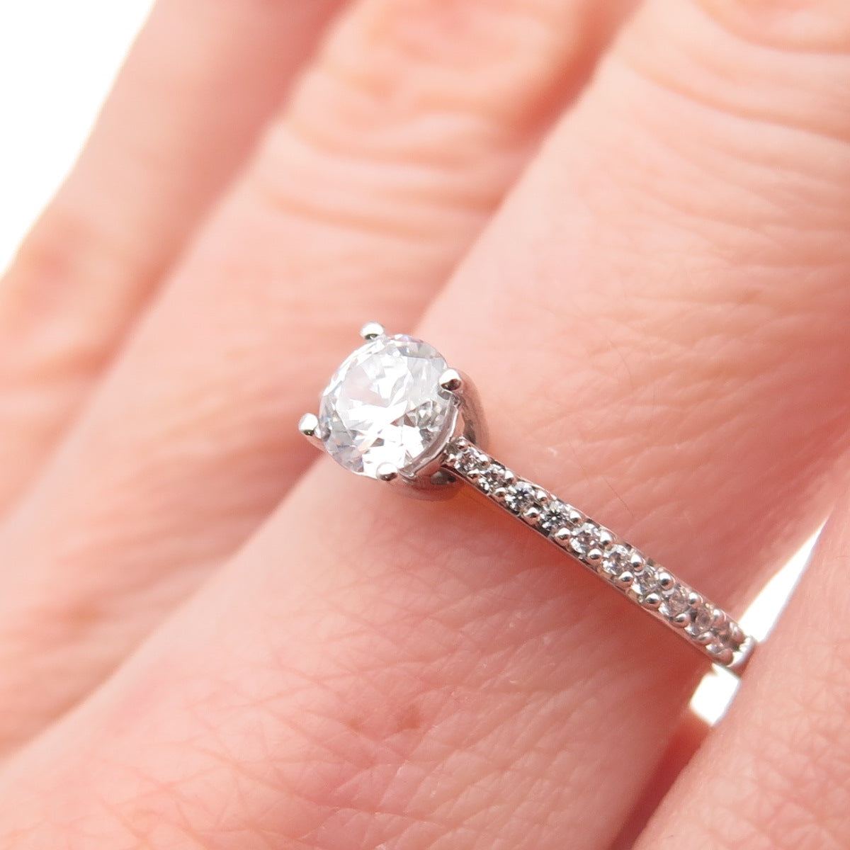 925 Sterling Silver Round-Cut C Z Engagement Ring Size 6.25