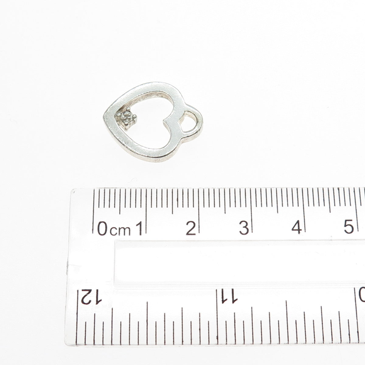 925 Sterling Silver Vintage Real Diamond Accent Heart Minimalist Charm Pendant