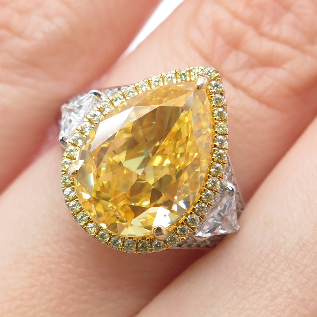 DSMK 925 Sterling Silver 2-Tone Canary & White Multi-Cut C Z Ring Size 6.25