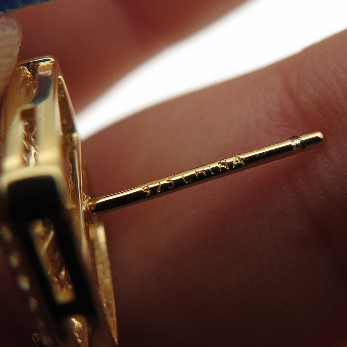 925 Sterling Silver Gold Plated Round-Cut C Z Stud Earrings