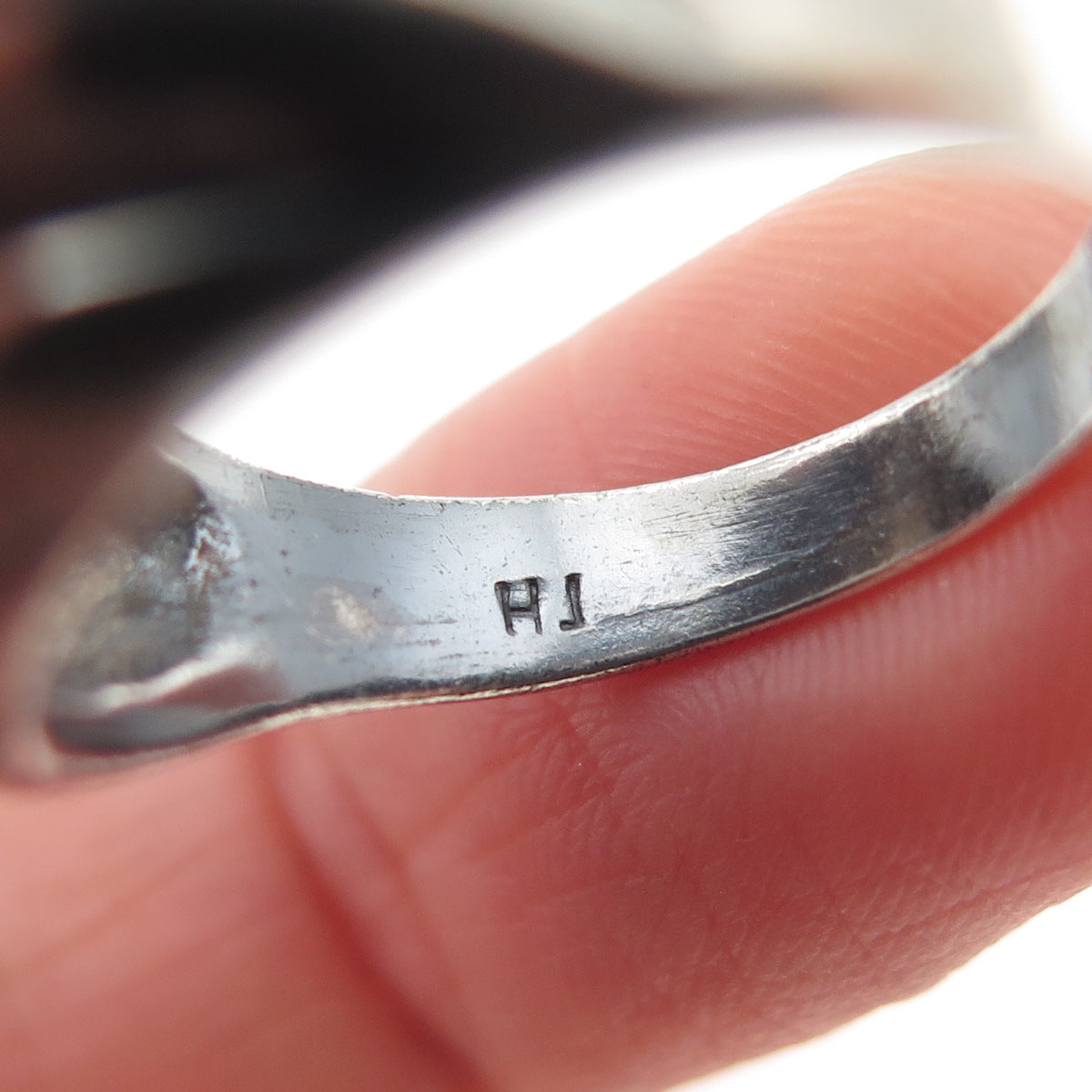 925 Sterling Silver Vintage Modernist Wavy Dome Oxidized Ring Size 7.25
