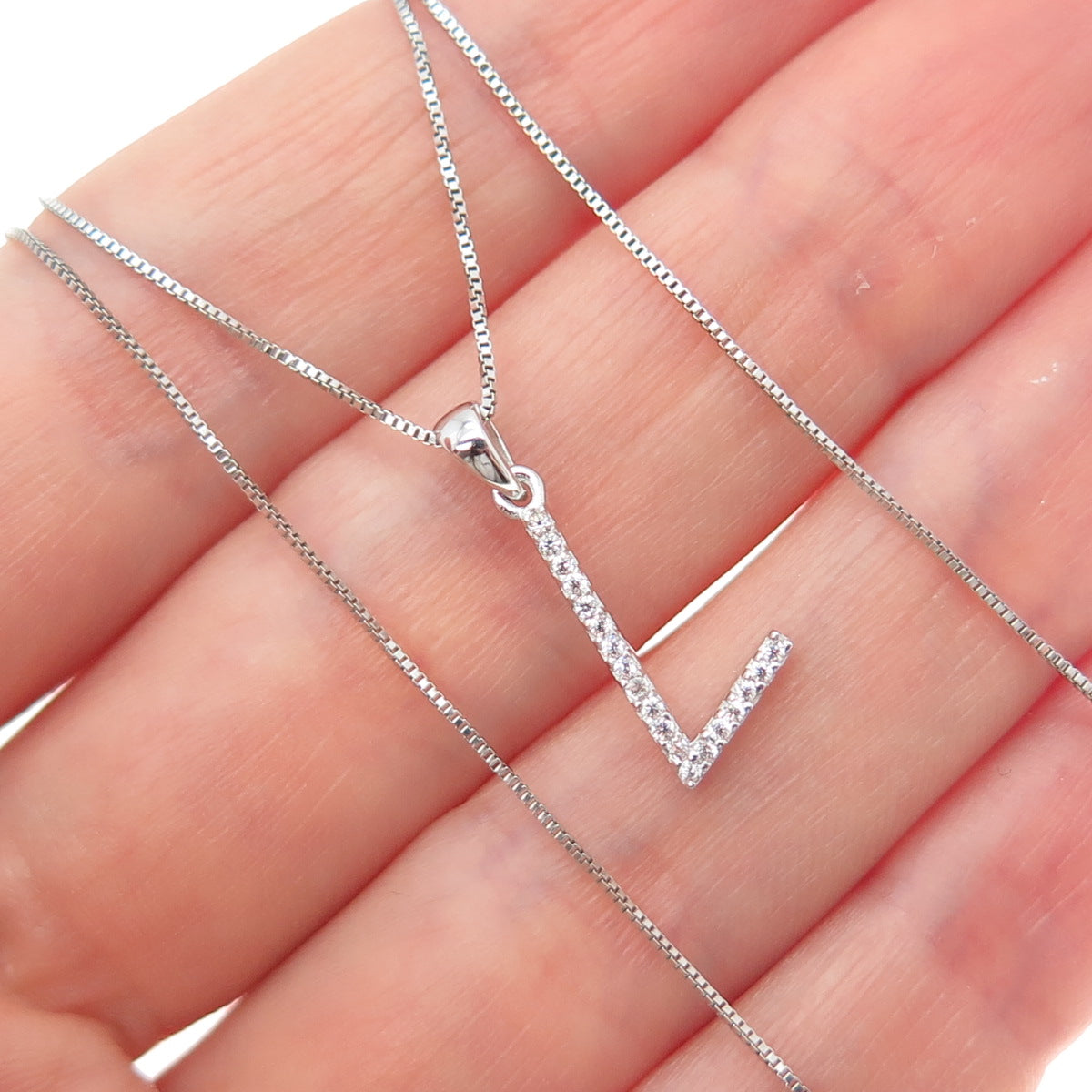 925 Sterling Silver Round-Cut C Z Letter L Initial Box Chain Necklace 18"